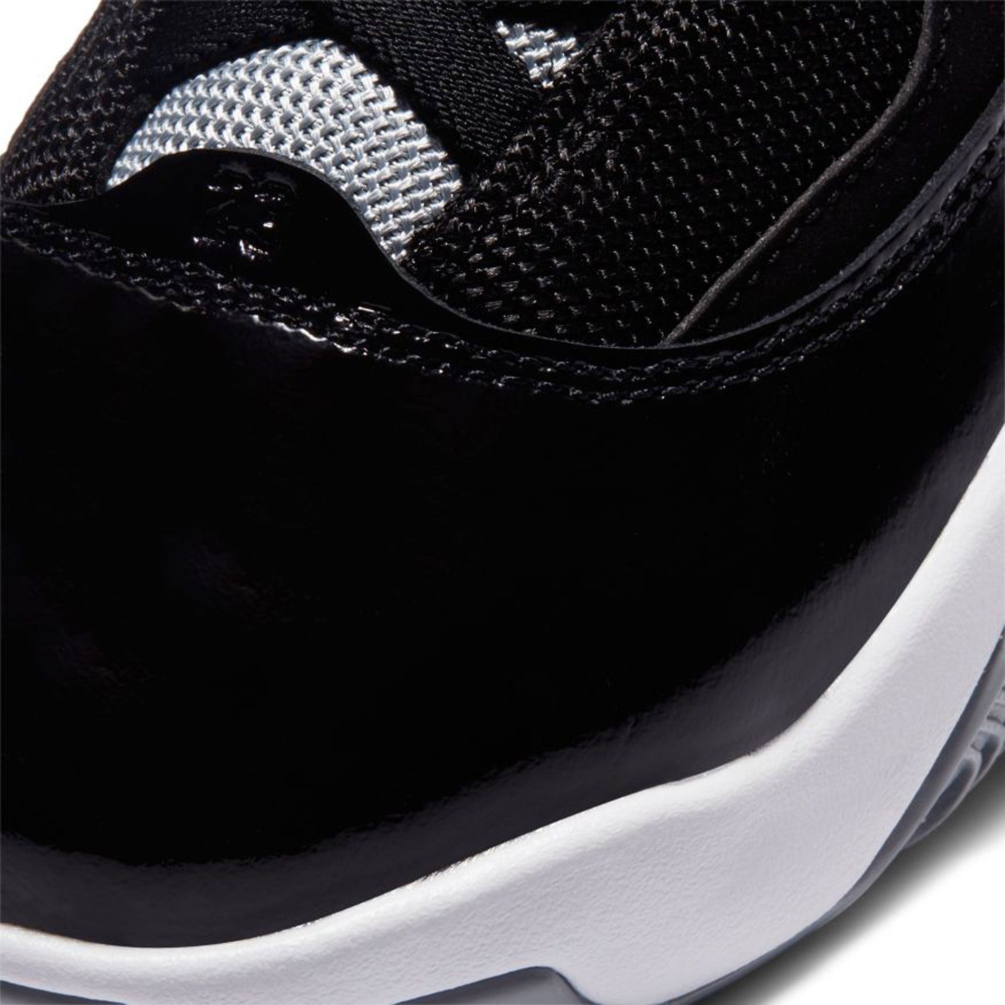 jordan max aura 3 black wolf grey