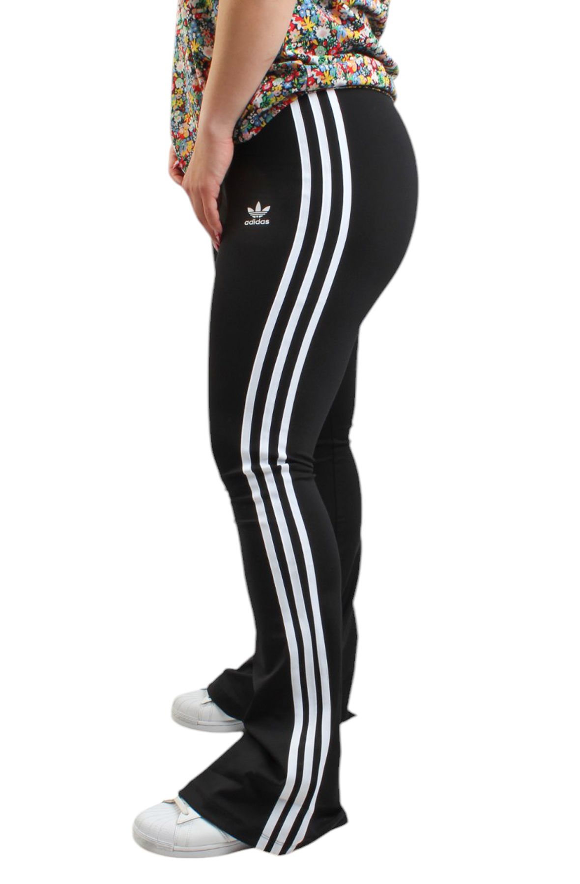 スパッツ・レギンス adidas LEGGINGS (IN1100) adidas Women's Lifestyle Flared Leggings - Black | Free