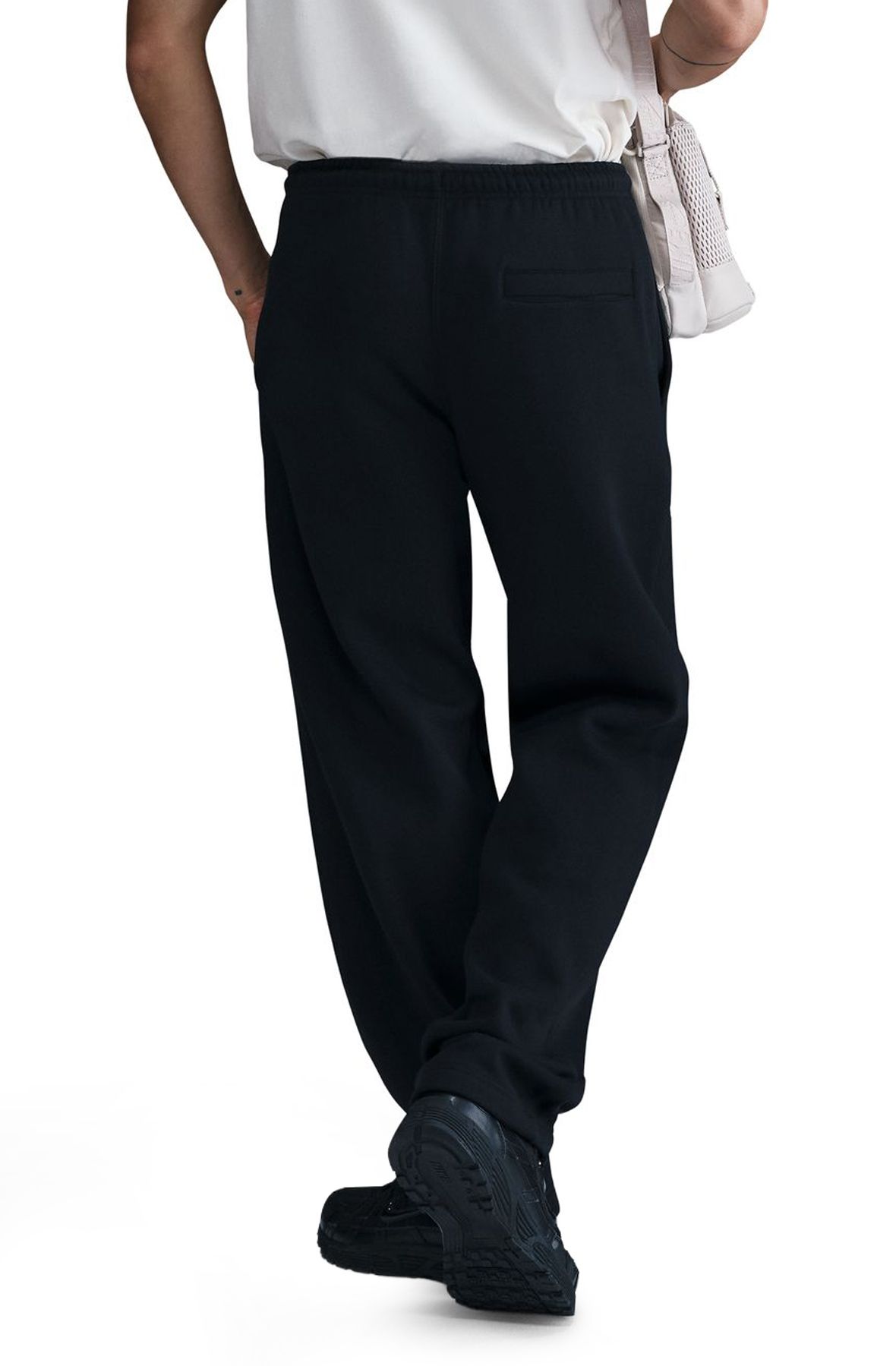 NIKE Open-Hem Fleece Pants FN3730 010 - Shiekh