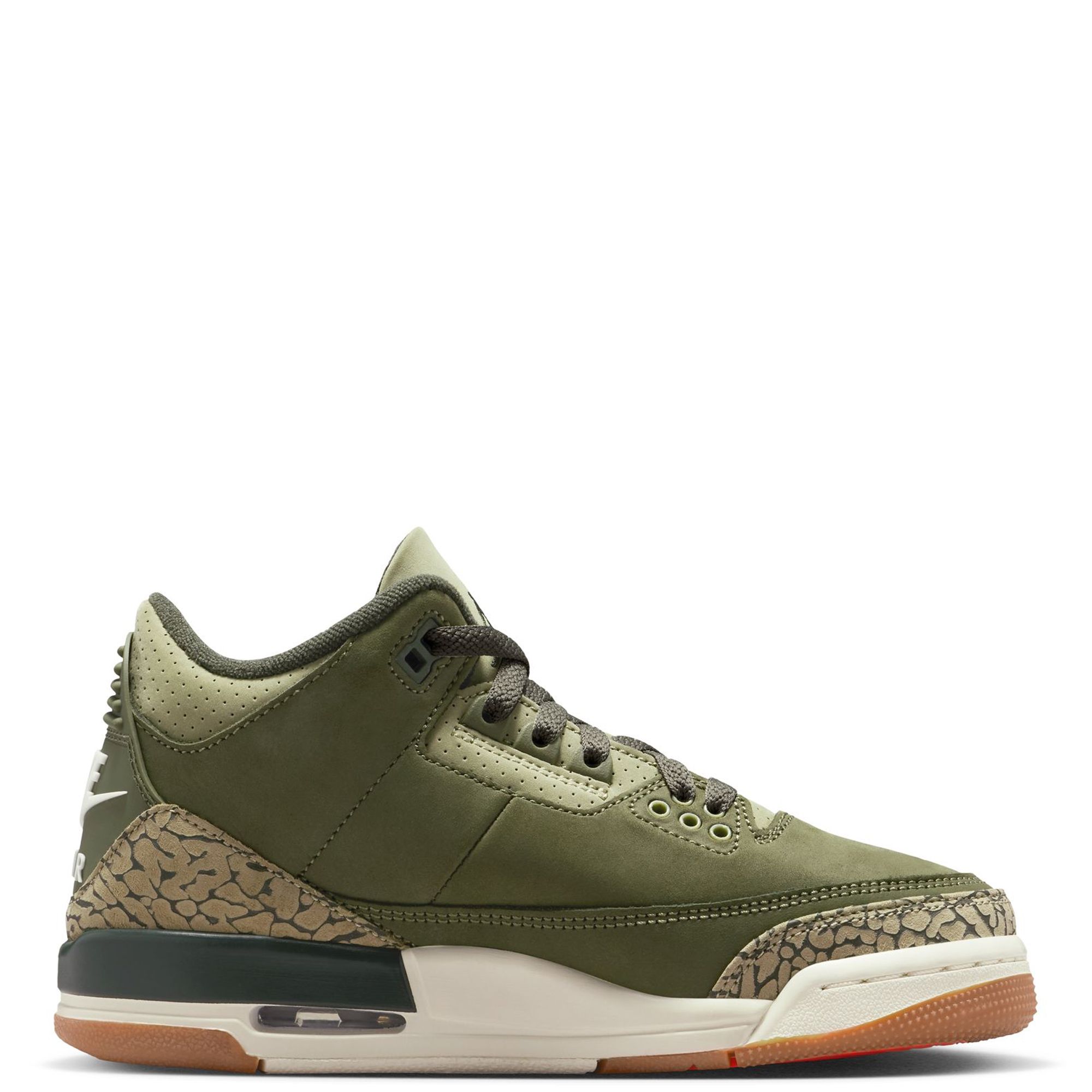 Nike Air Jordan 3 Retro Family Affair Shoes DN3707-202 Size 8.5 Green B Grade Air Jordan 3 Retro Family Affair DN3707-202 | More Sneakers main image 3