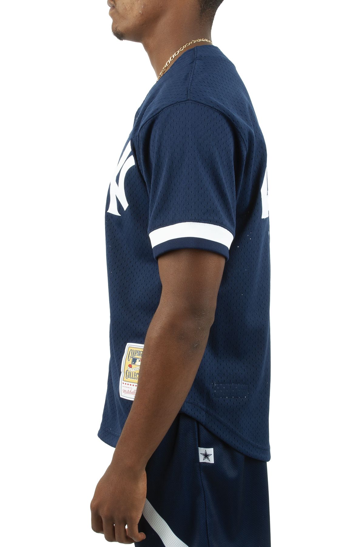 Mitchell & Ness Authentic Reggie Jackson New York Yankees 1997 Button Front Jersey