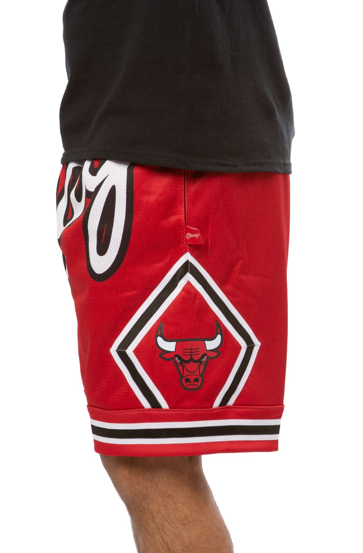 Mitchell & Ness Men's Chicago Bulls Big Face Shorts, Small, Red