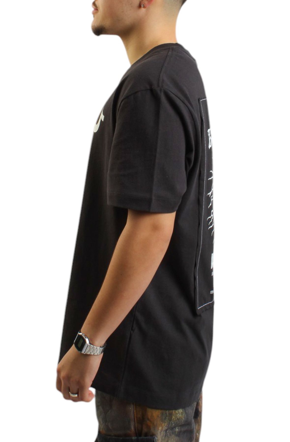 V.A.I SEX & RELIGION Tシャツ Lサイズ 黒 TRUE RELIGION applique blazing tour t-shirt black 108675-PHNT - Shiekh