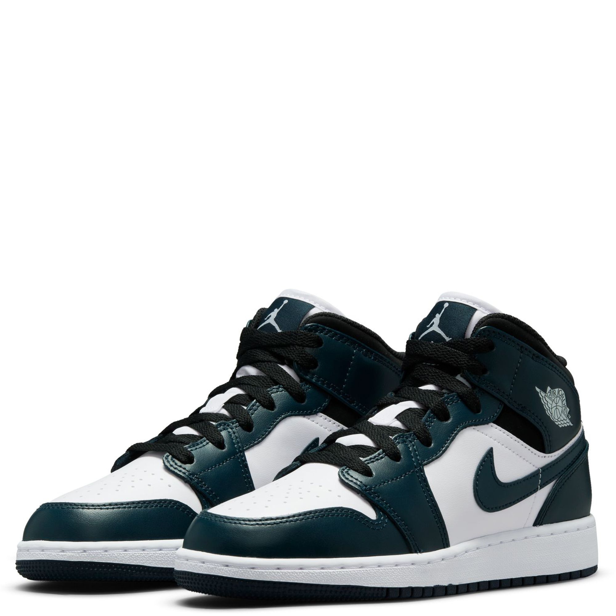 JORDAN (GS) 1 Mid 554725 411 - Shiekh