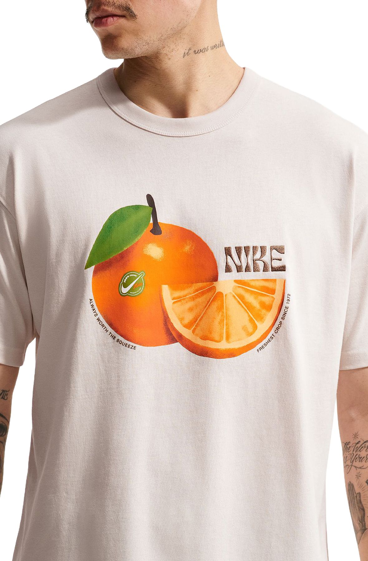 NIKE Sportswear Premium Essentials T-Shirt IH1351 030 - Shiekh
