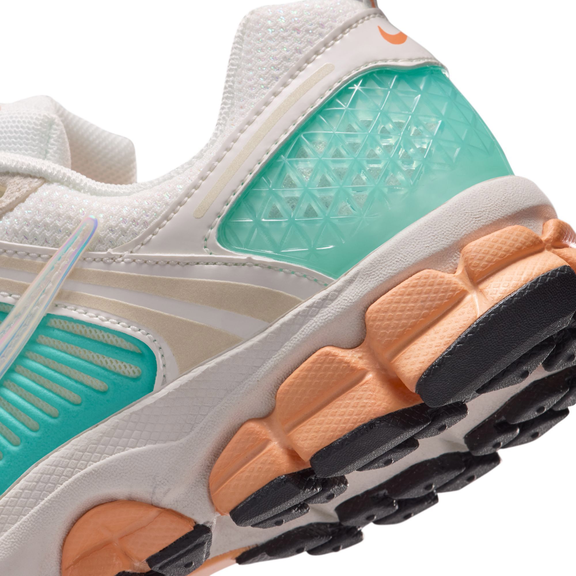 NIKE Grade-School Vomero 5 IM7160 133 - Shiekh