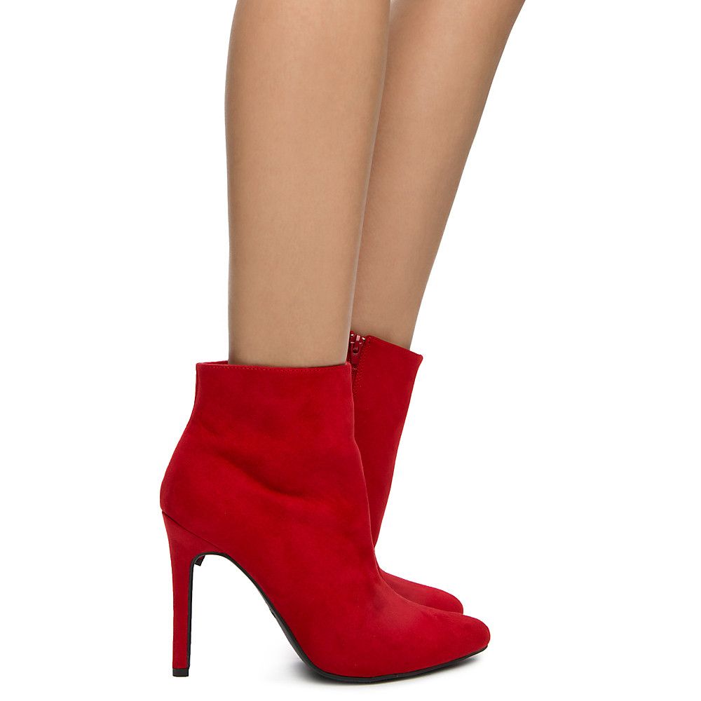 Big ahh boots @juztjosh #shaigilgeousalexander #sga #shoutoutot, Red Boots