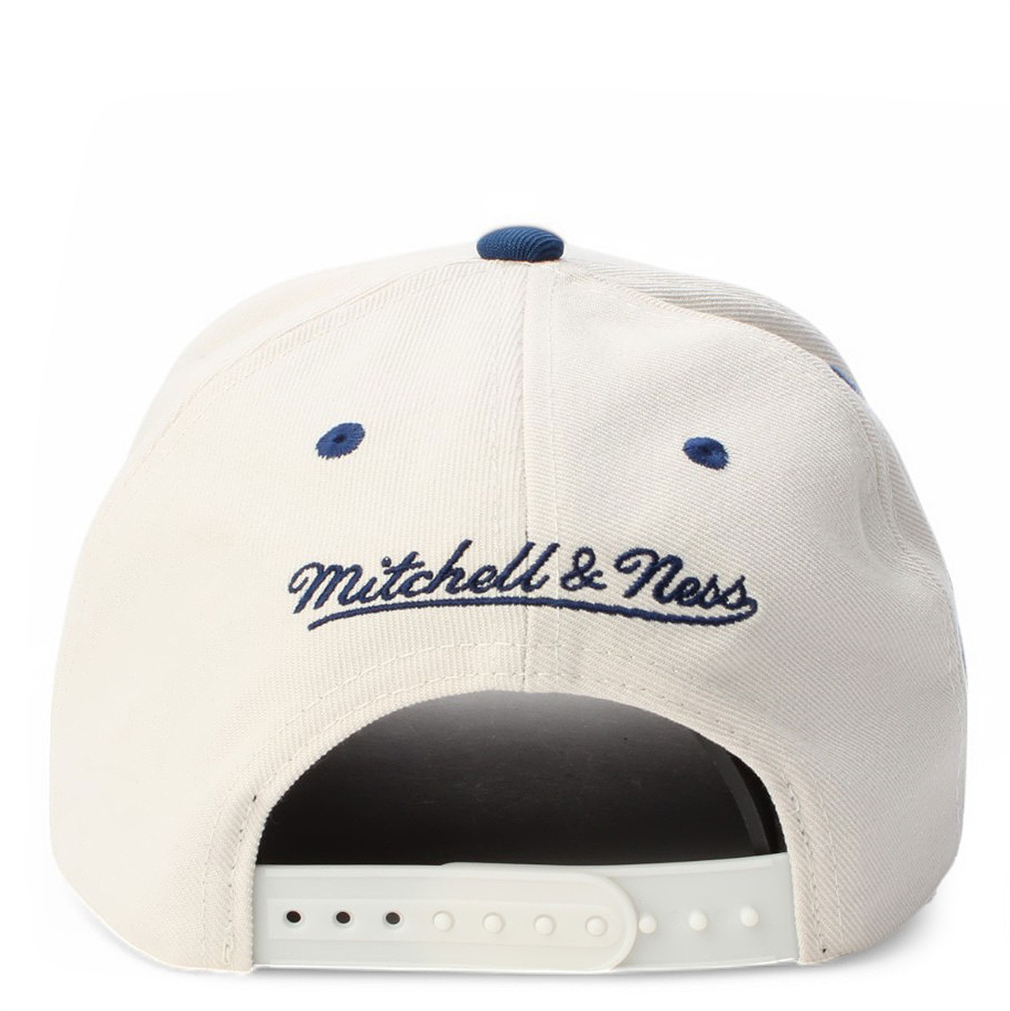 MITCHELL AND NESS NCAA NORTH CAROLINA PRO PINCH SNAPBACK HP13781