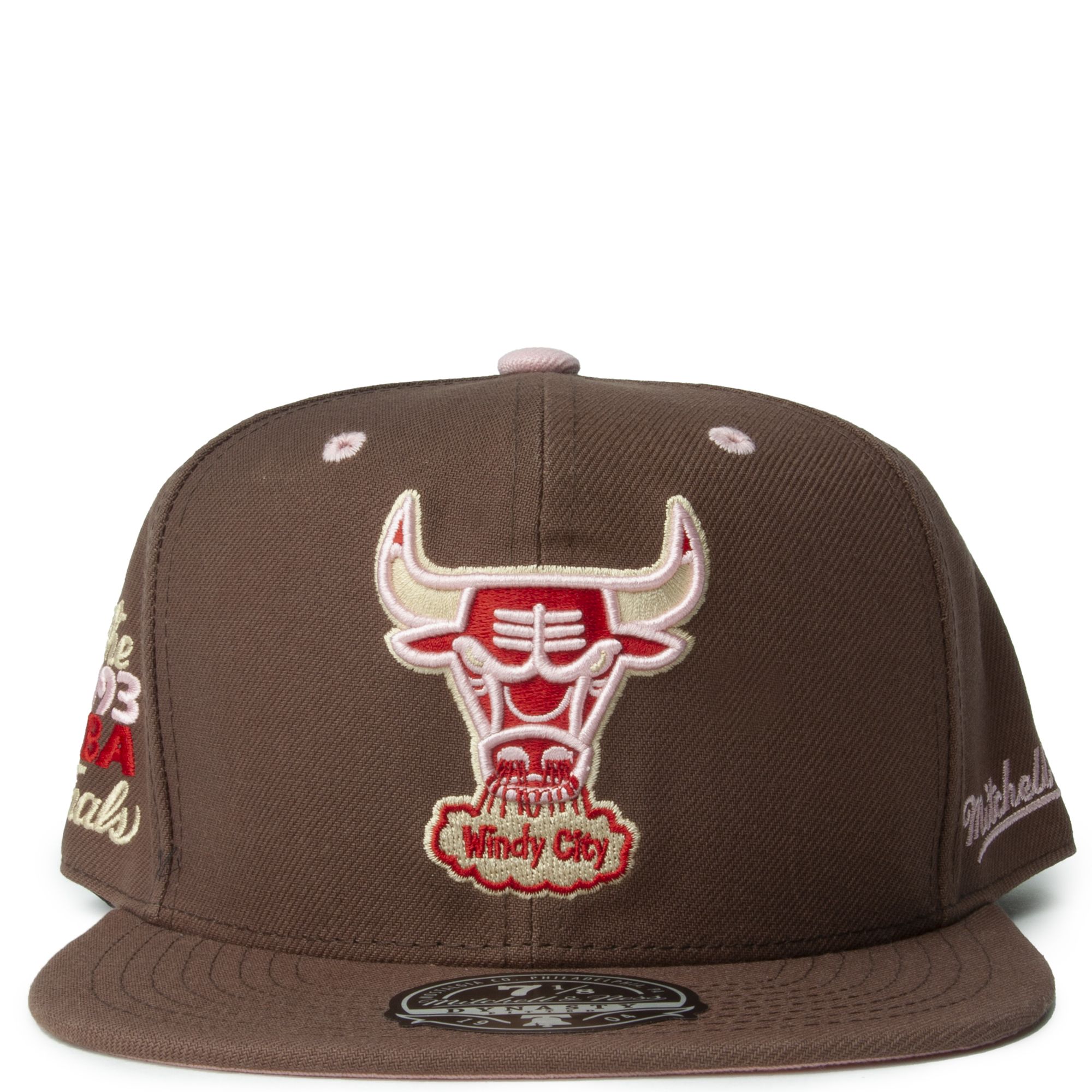 Mitchell and Ness Chicago Bulls NBA Brown Sugar Bacon Fitted Hat Brown