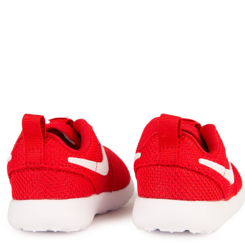 red nike roshe shoes
