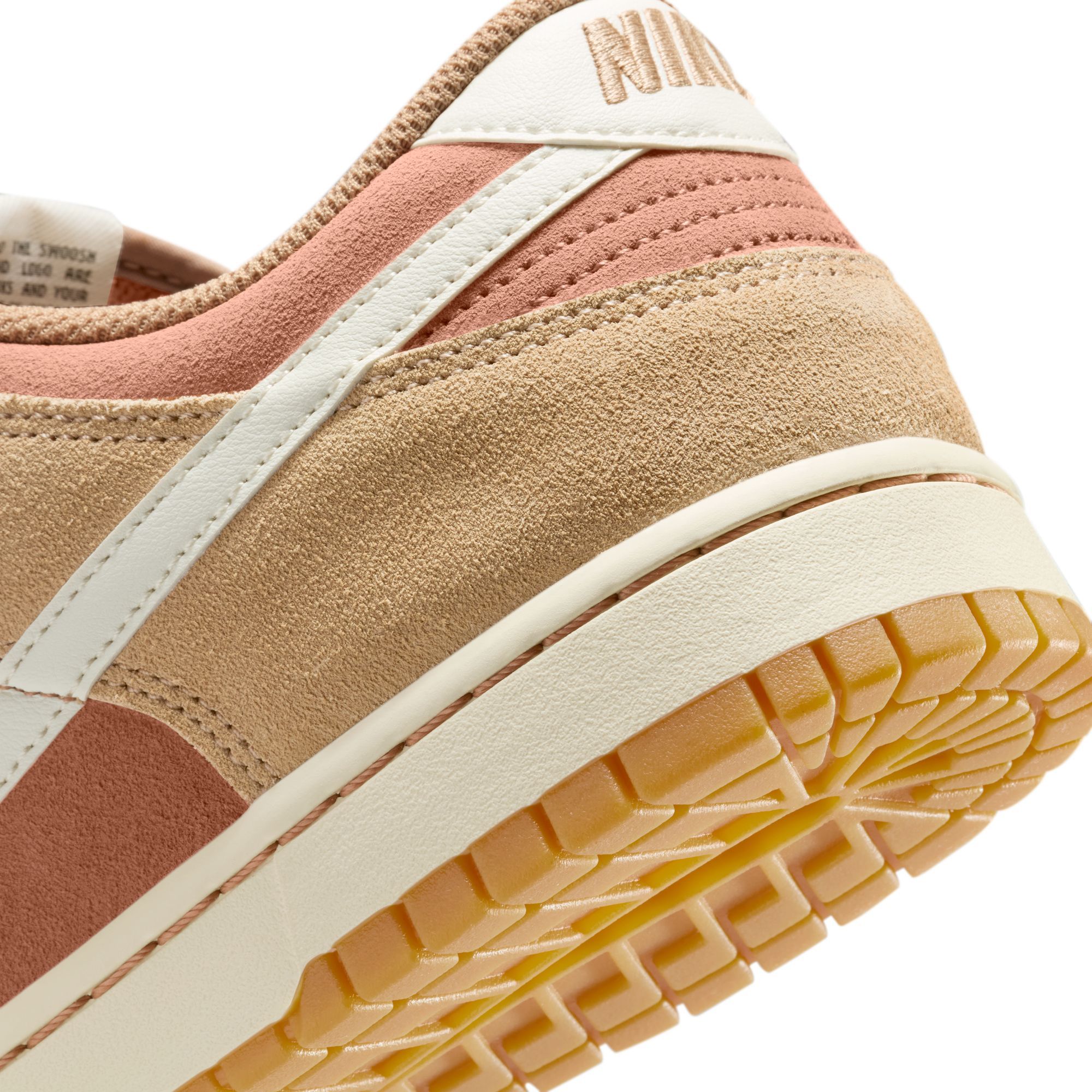NIKE NIKE DUNK LOW RETRO SE HQ1931 200 - Shiekh
