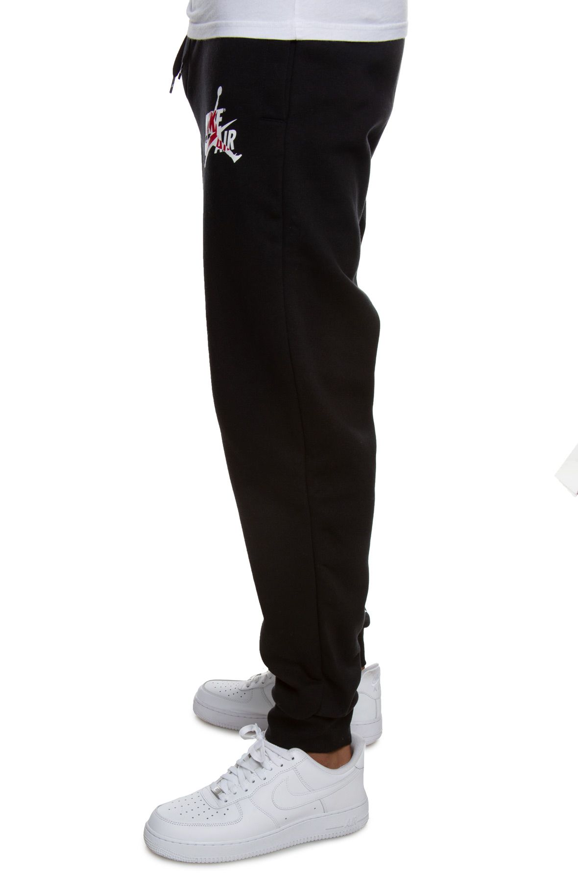 nike jordan jumpman cuffed joggers in black