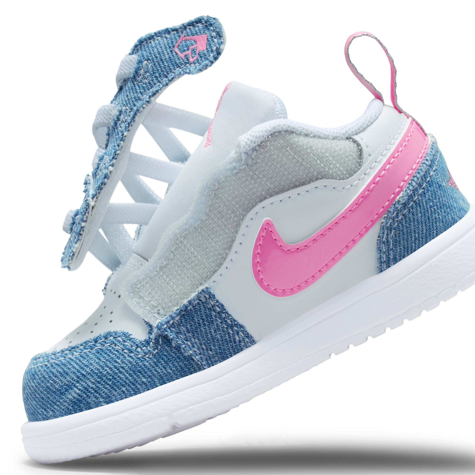 ◆♡bebe♡◆ Bebe Youth Girls Low Top Sneaker With Glitter Toe Cap, Sizes