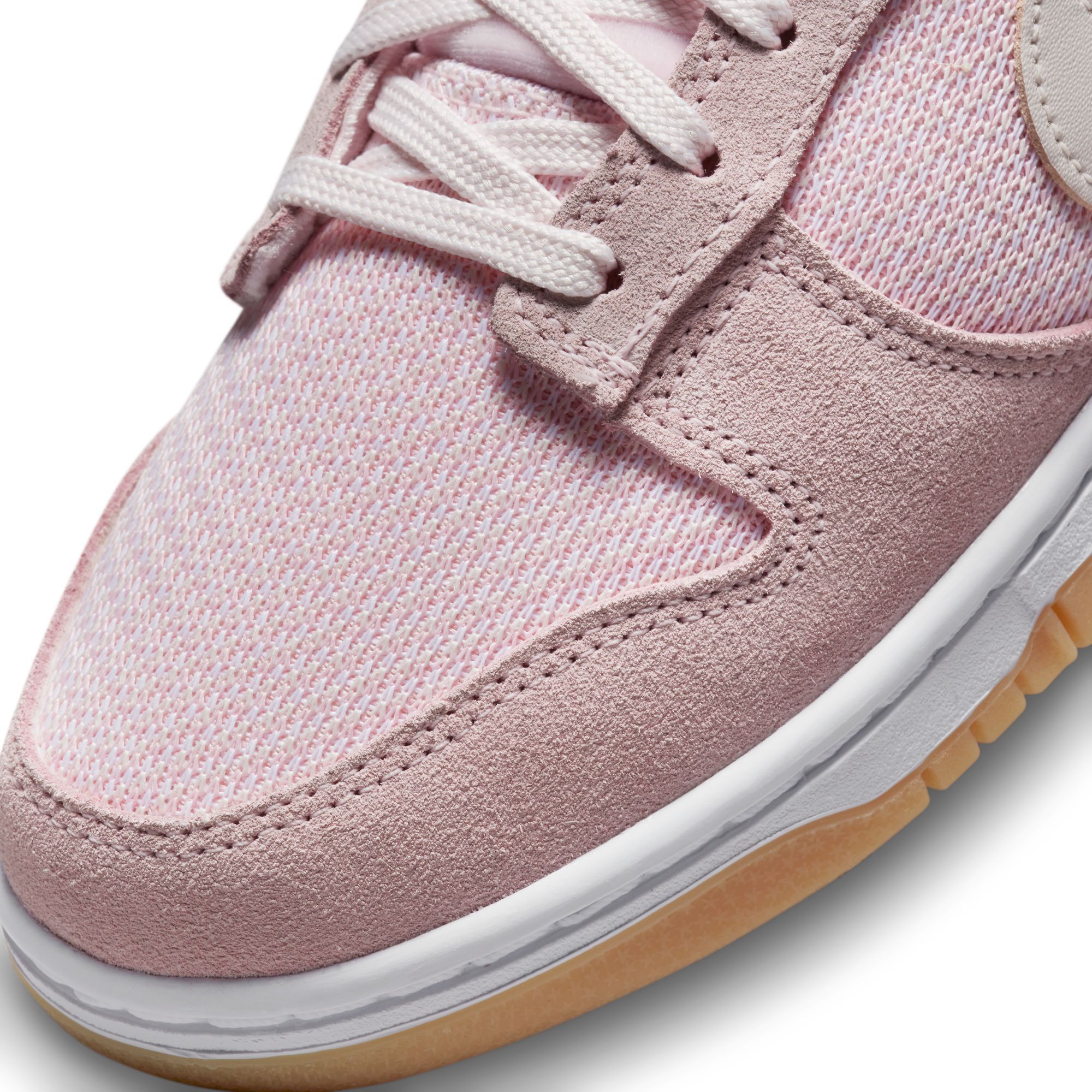人気☆ NIKE☆ (W) DUNK LOW SE LIGHT SOFT PINK (DZ5318-640) Nike W Dunk Low SE Light Soft Pink White Shoes (DZ5318 640