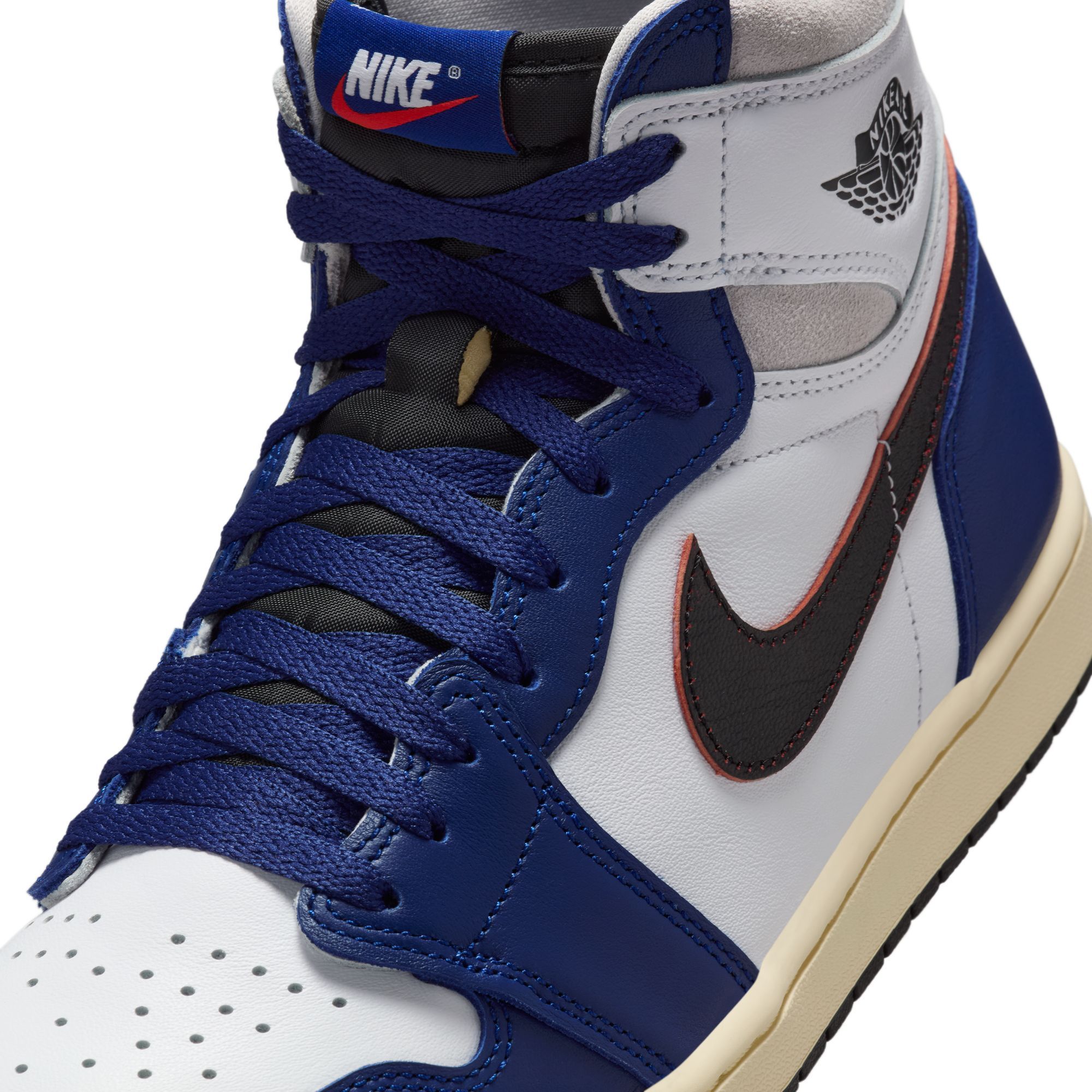 JORDAN Air 1 Retro High OG DZ5485 106 - Shiekh JORDAN Air 1 Retro High OG DZ5485 106 - Shiekh