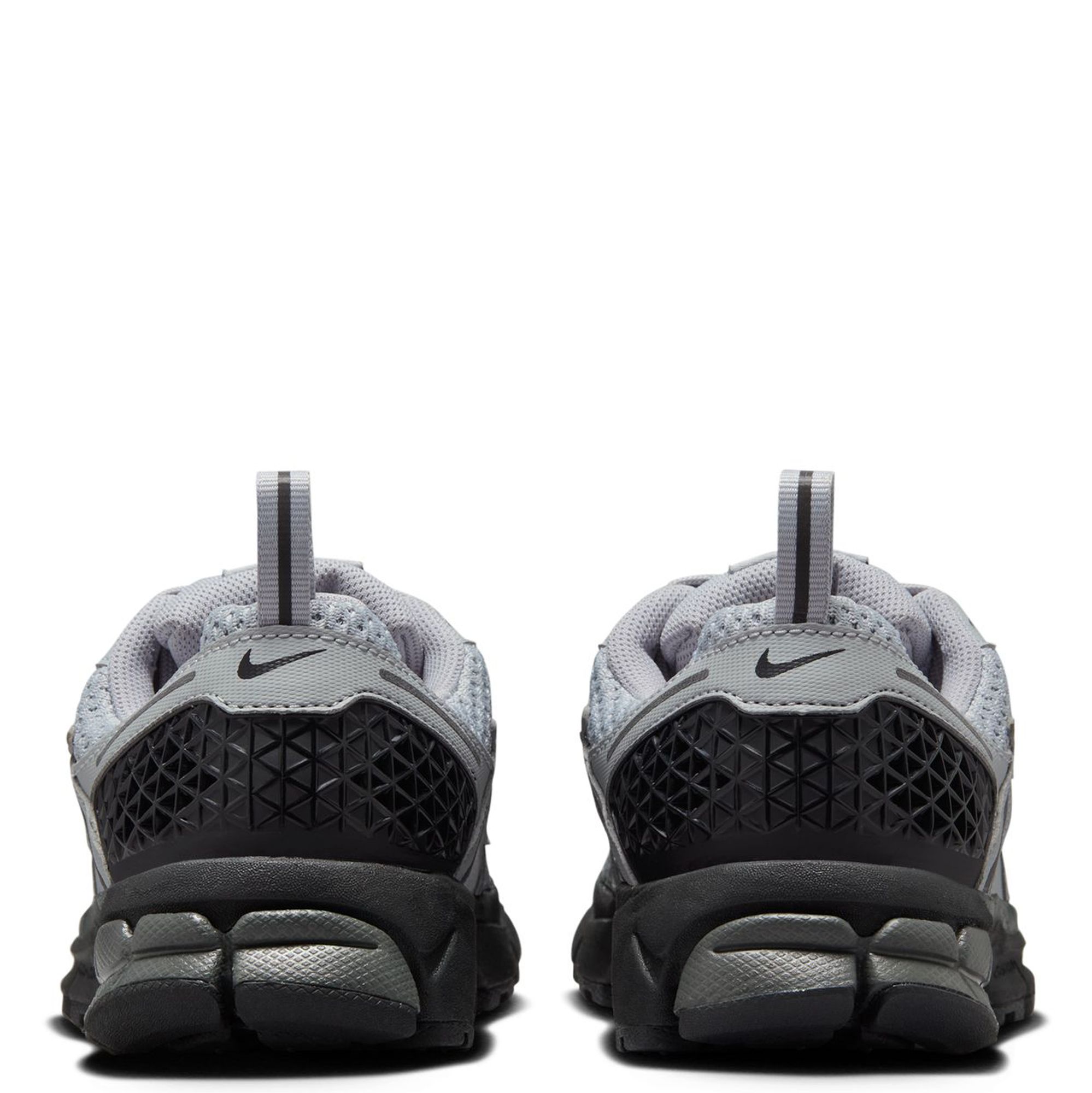 NIKEスニーカー　ZOOM VOMERO 5 NIKE公式】ナイキ ズーム ボメロ 5 ウィメンズシューズ