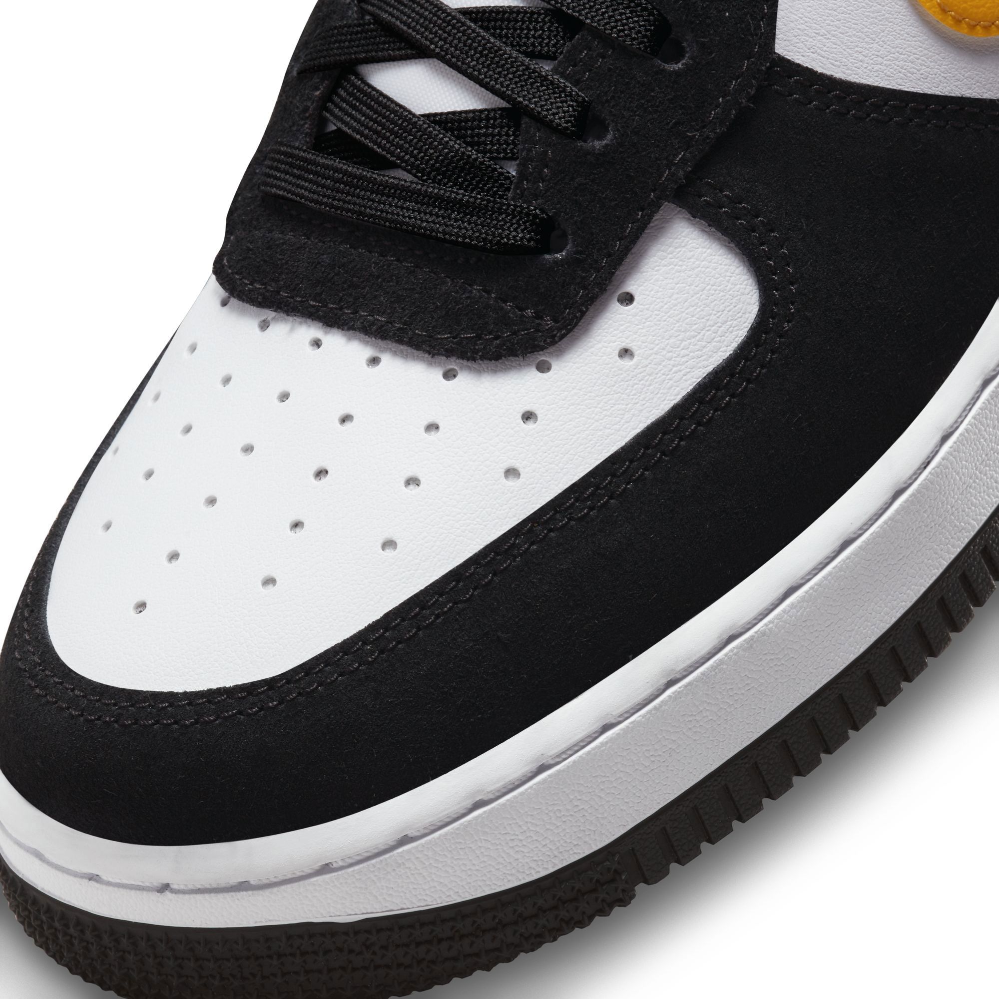 【美品】⭐️ナイキ AIR FORCE 1 スニーカー DH7568 002 Nike Air Force 1 Low '07 LV8 Athletic Club 