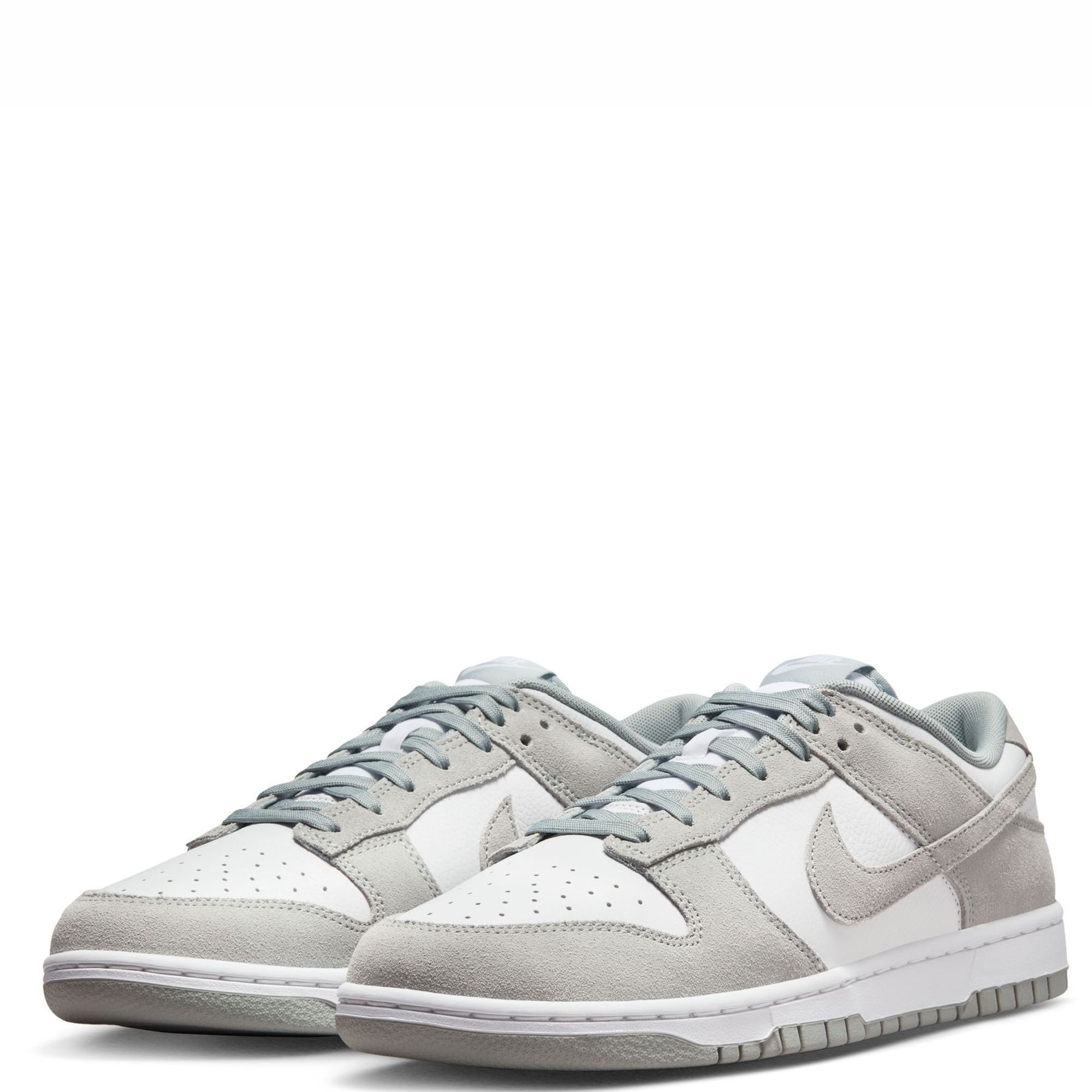 NIKE Dunk Low Retro SE FQ8249 101 - Shiekh