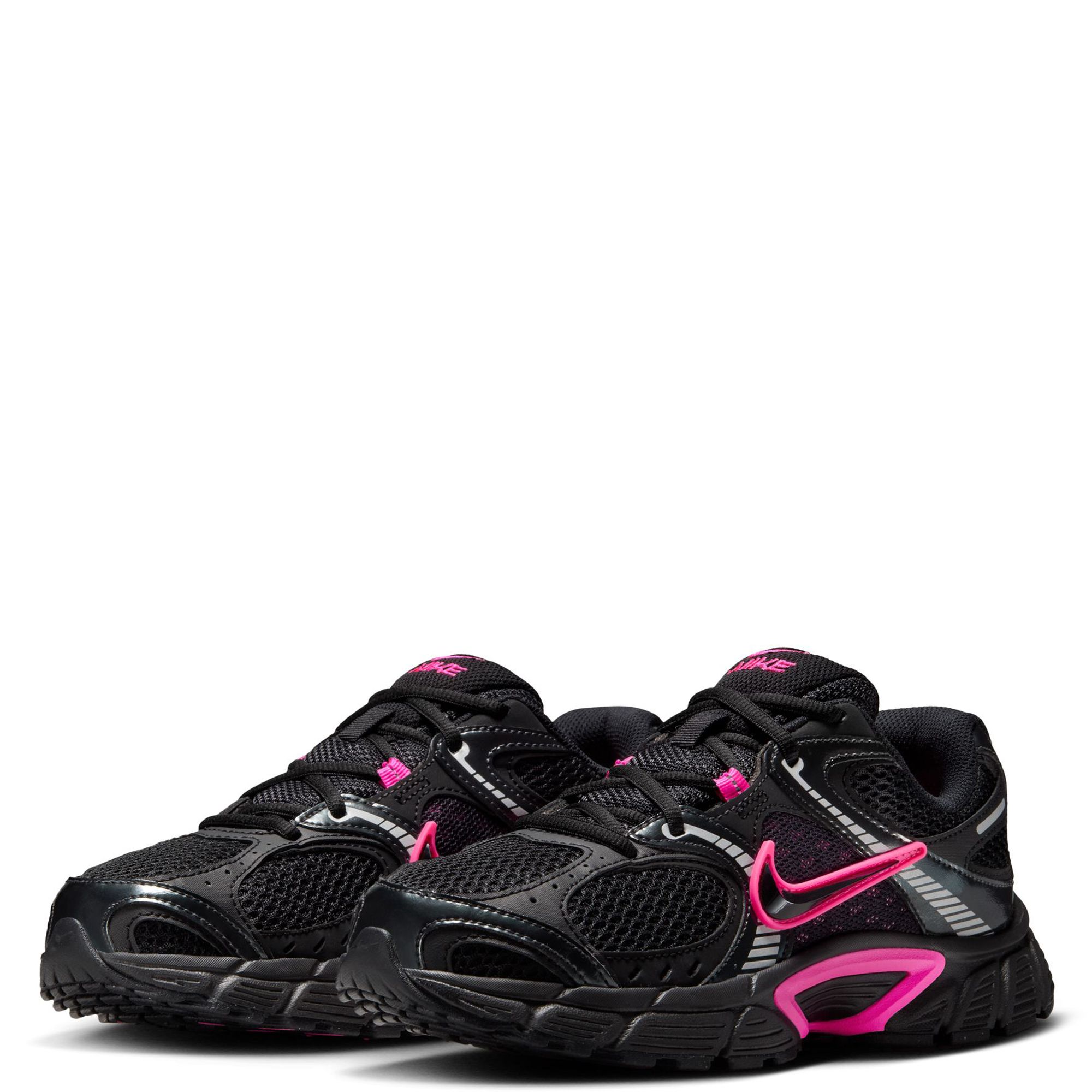 ◆韓国大人気◆ ◆NIKE◆ V5 RNR - Black Nike V5 RNR Black | SOMEWHERE®