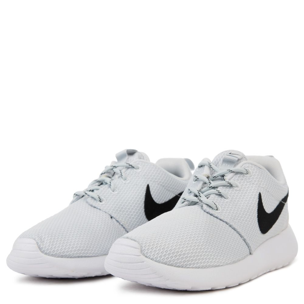 nike roshe near me
