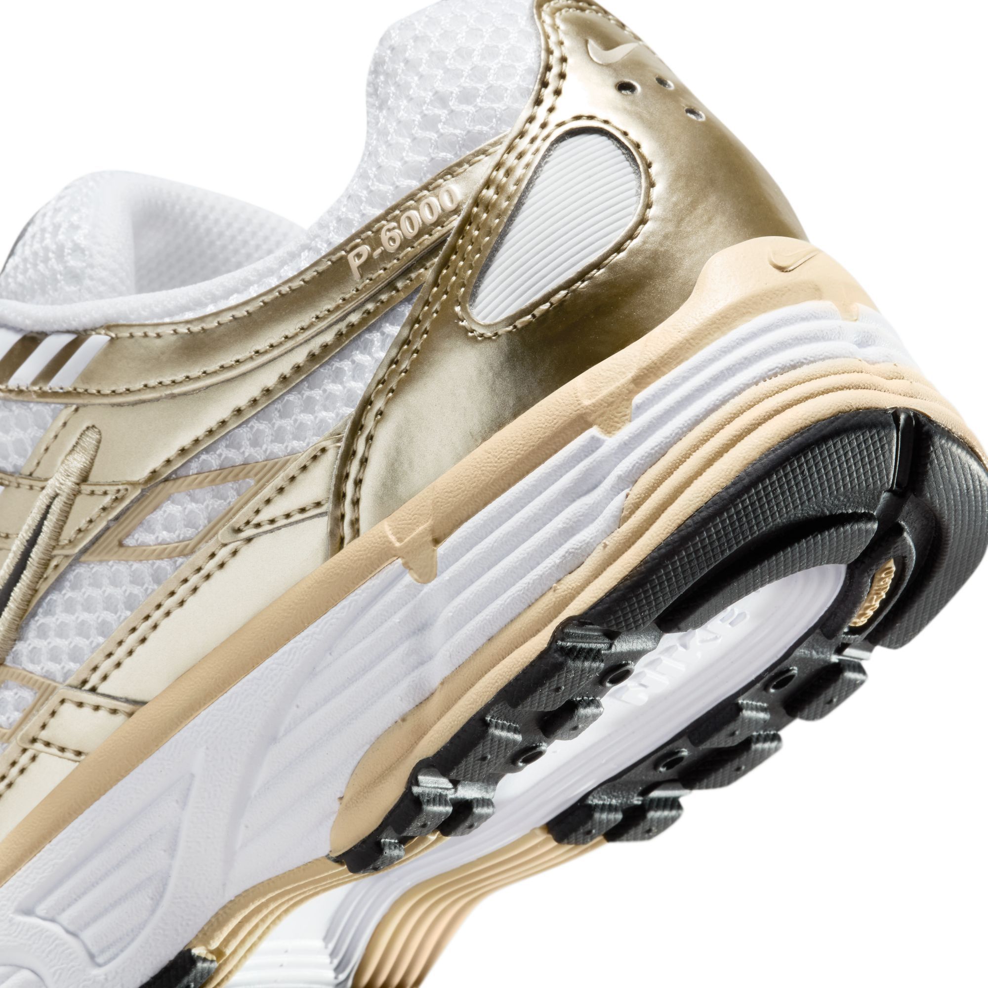 (在庫確認必須) Wmns P-6000 'llic Gold' Nike P-6000 Gold Women's Shoes. Nike ID