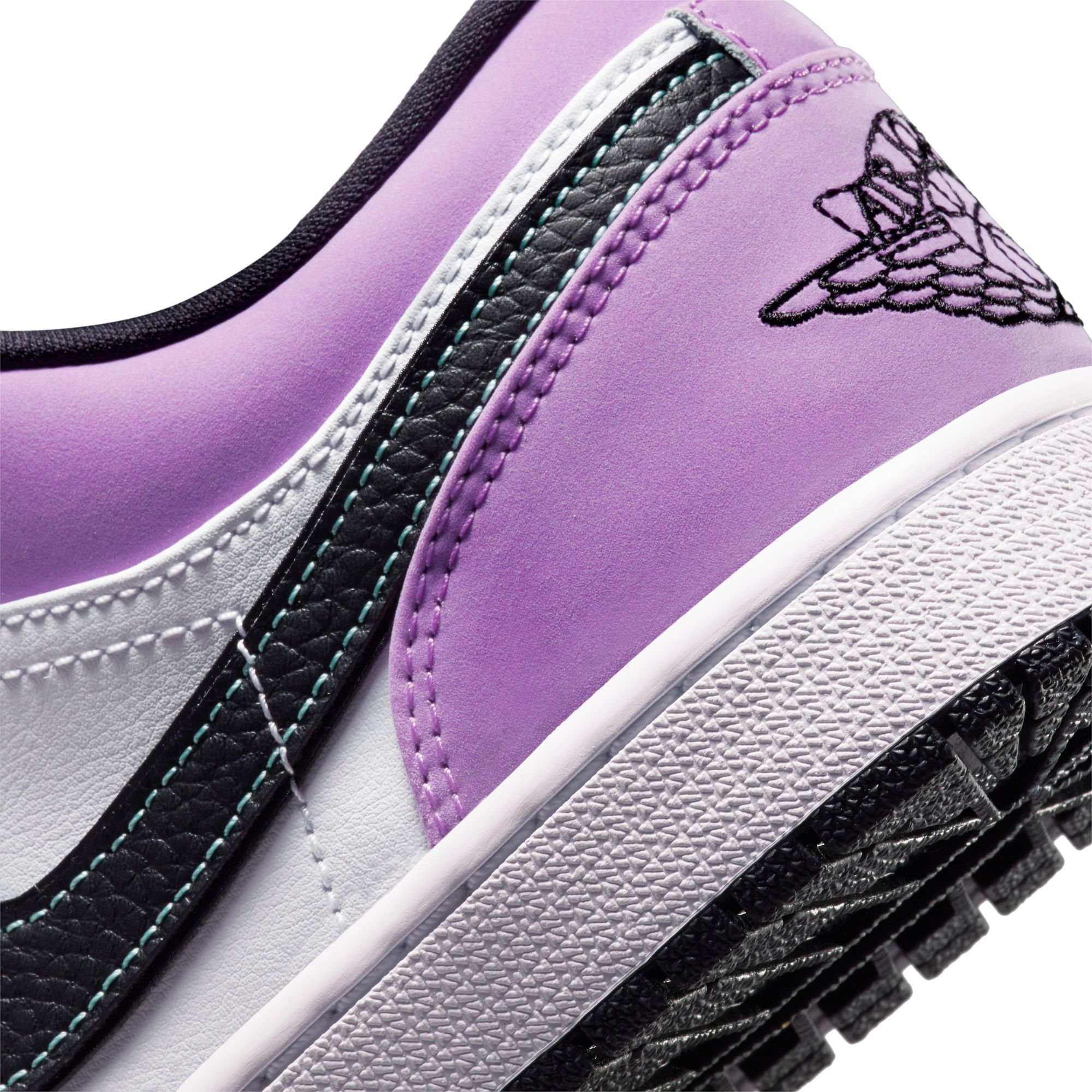 air jordan low violet shock