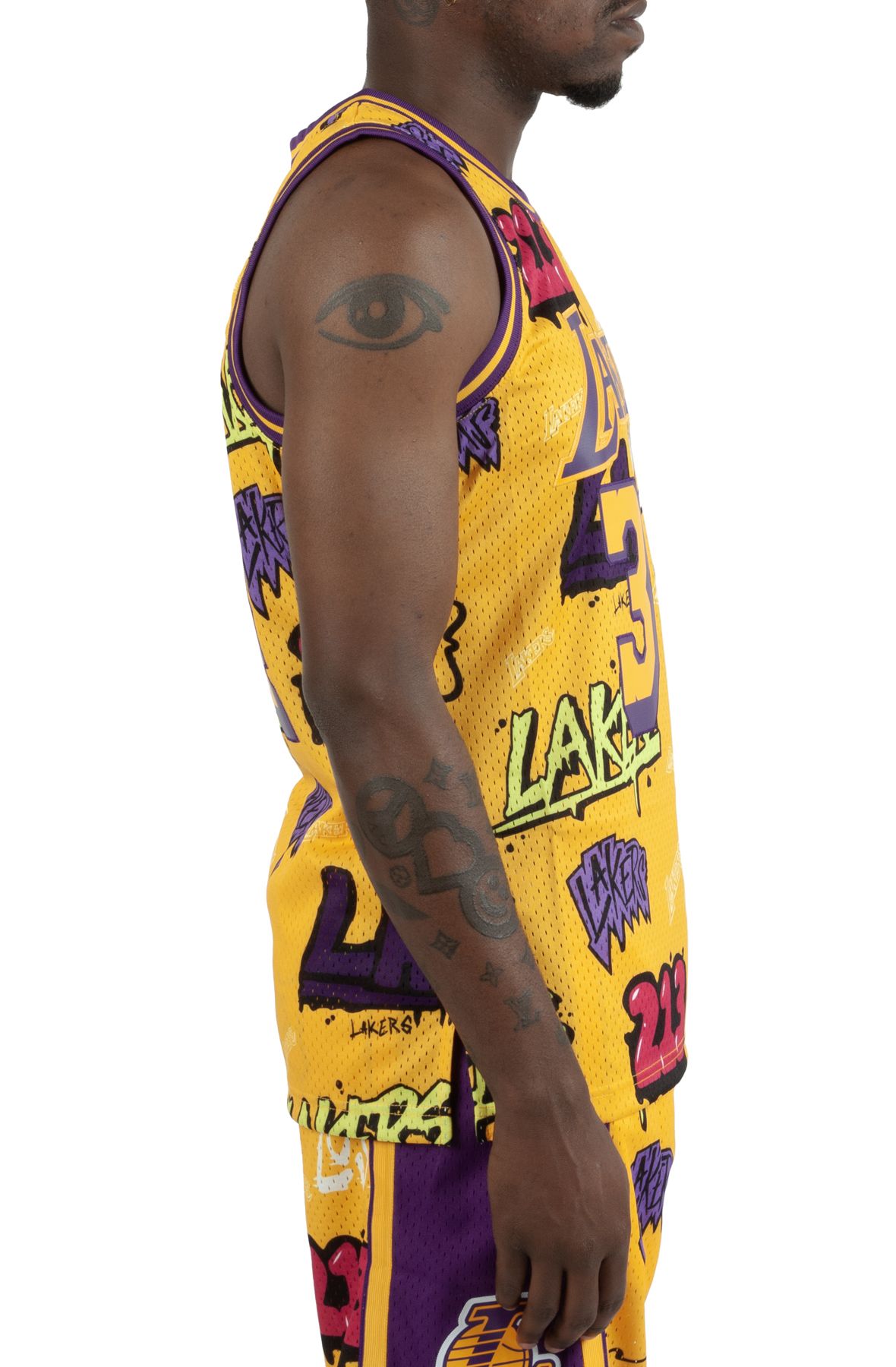 Jersey Hoodie Look  Nba jersey outfit, Basketball jersey outfit, Laker  jersey outfit men