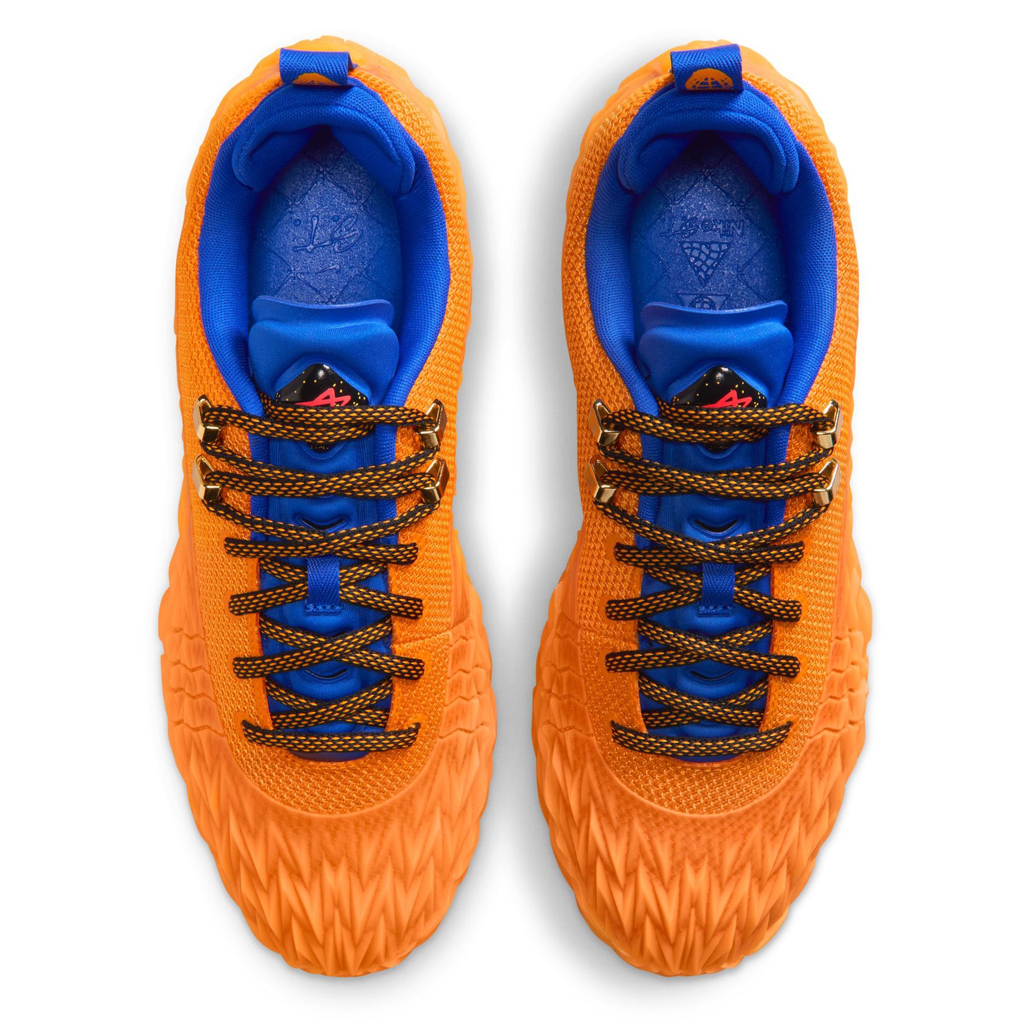 NIKE ST Charge 