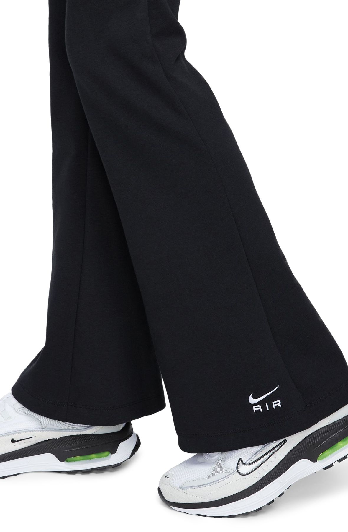 Nike Women's Sportswear Air High-Waisted Flared Leggings in Black