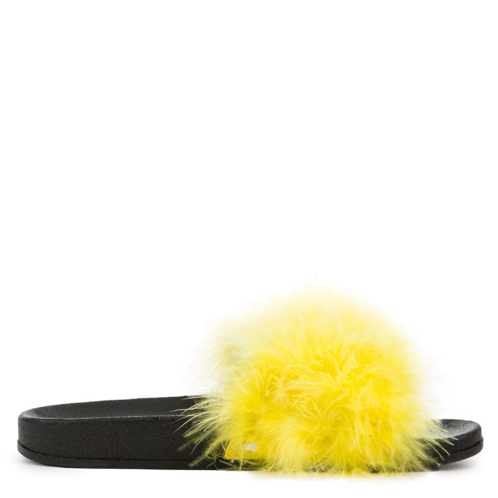 CAPE ROBBIN Moira-2 Women's Fur Slide MOIRA-2/YELLOW - Shiekh