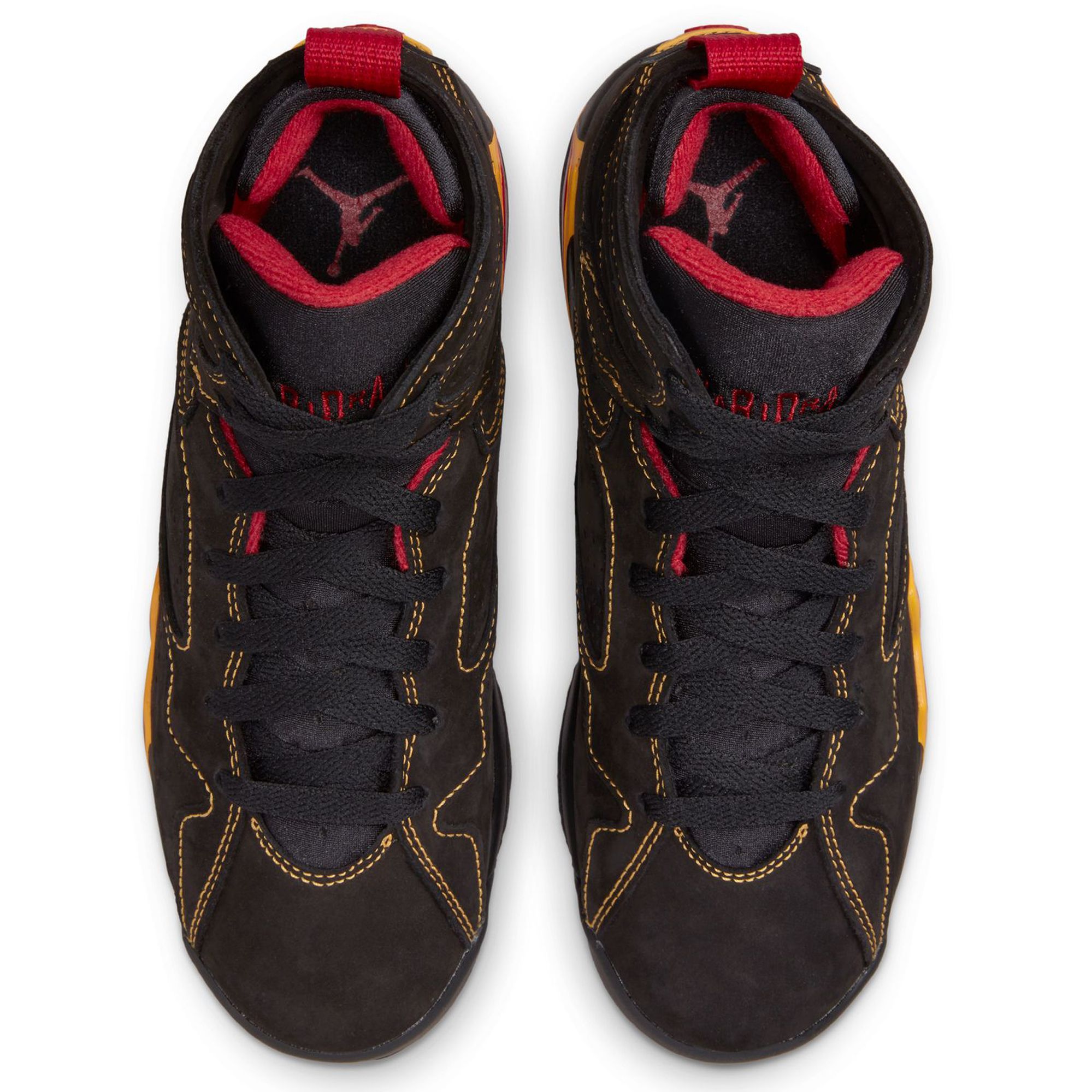 【JORDAN】バスケットシューズ　ブラック/ゴールド/レッド　２５センチ JORDAN (GS) Air Retro 7 DQ6040 081 - Shiekh