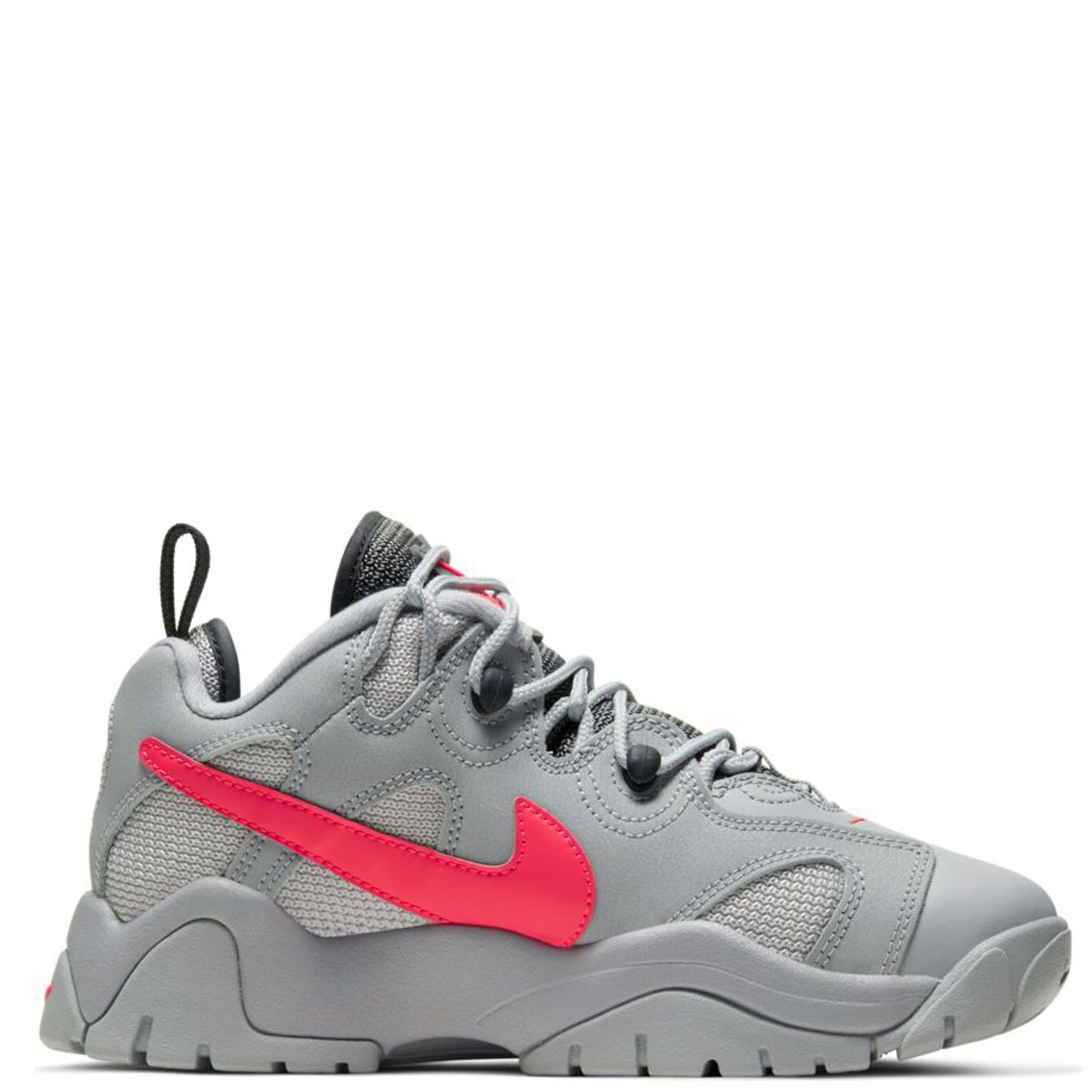 grey nike barrage