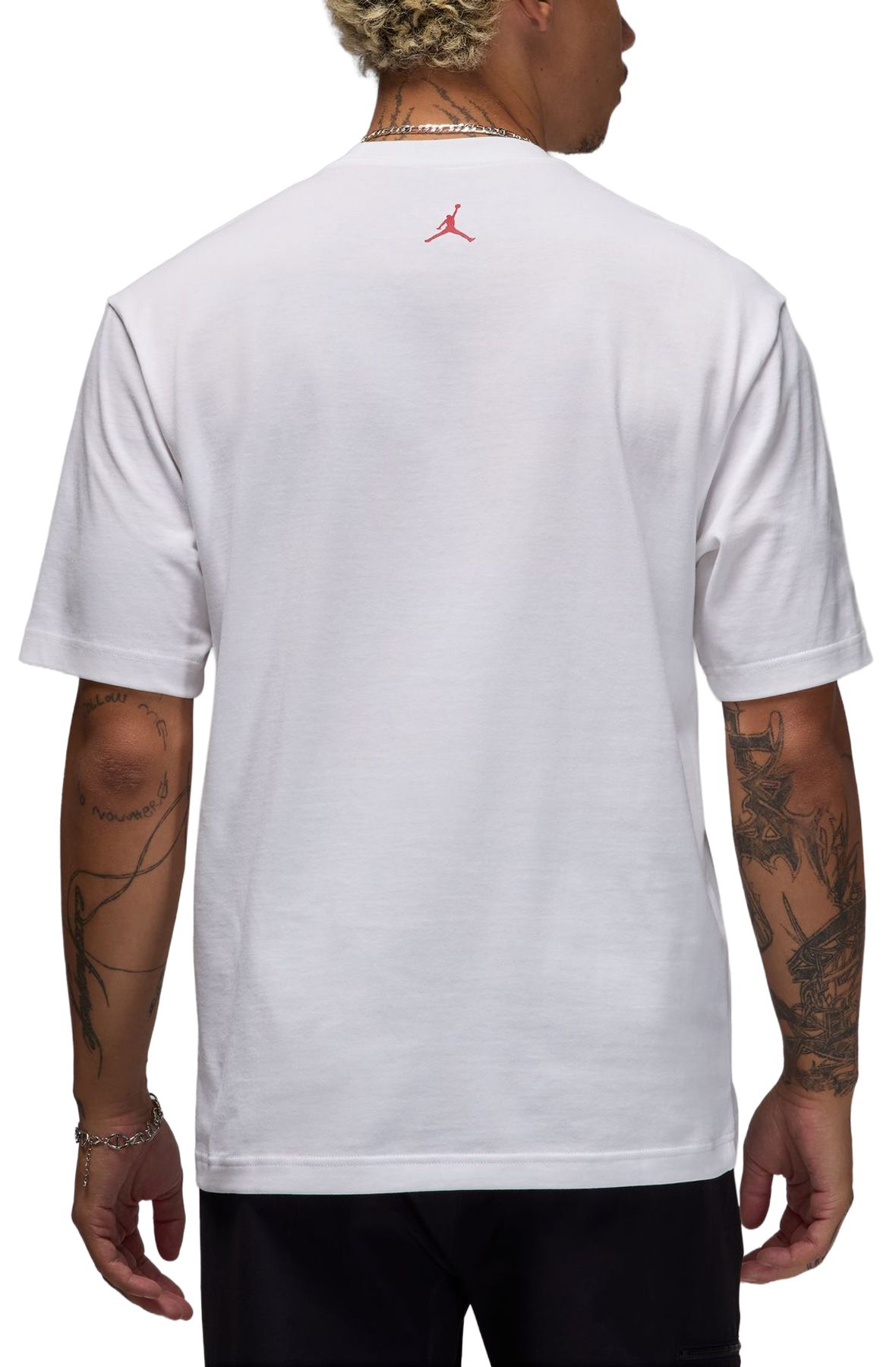 Tシャツ・カットソー Nike Jordan Brand Men's Sneaker Patch T-Shirt HJ2326-100 Jordan Brand Men's Sneaker Patch T-Shirt. Nike NL