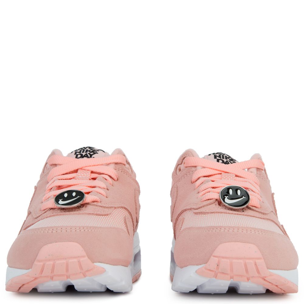 bleached coral air max