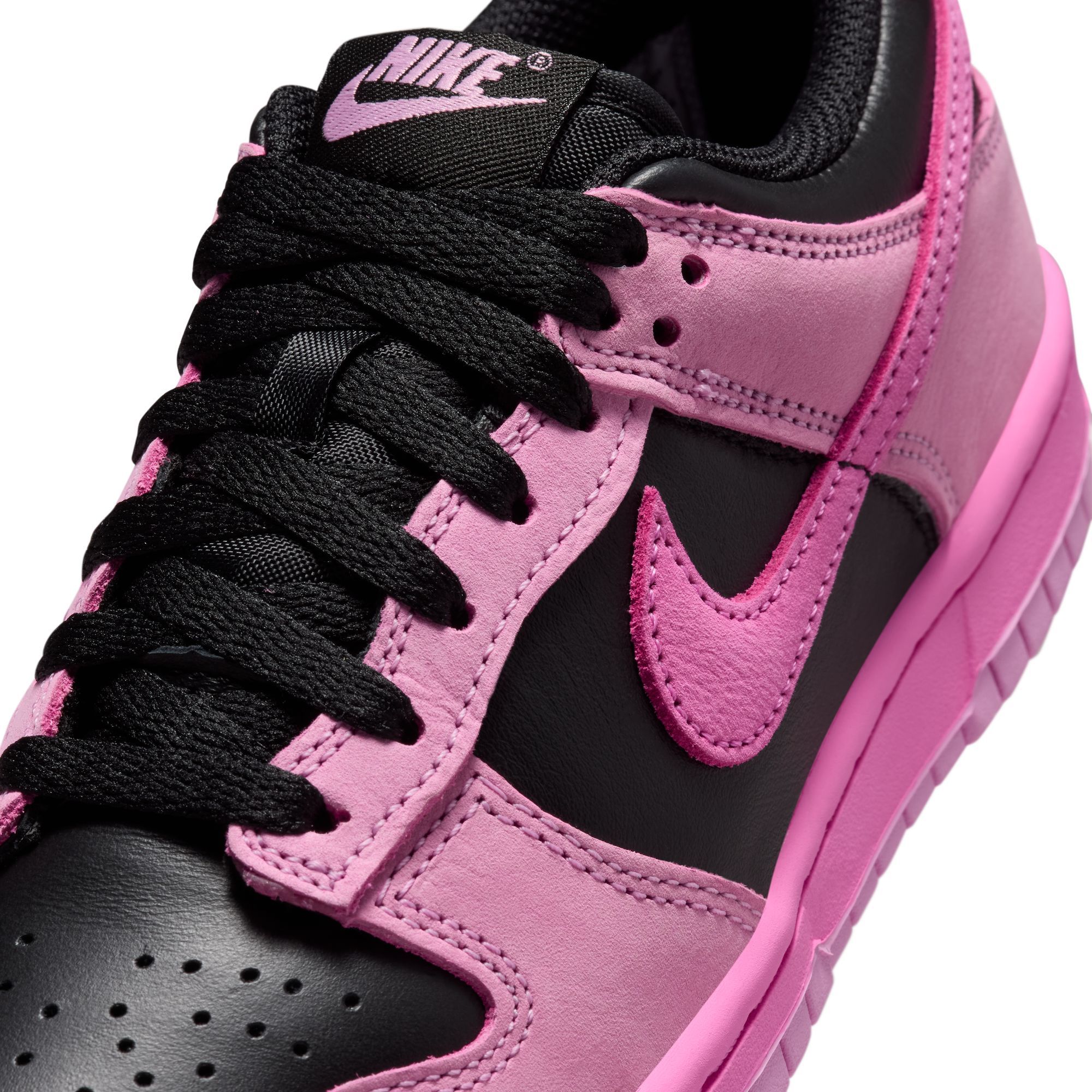 Dunk Pink Rise NIKE Grade-School Dunk Low SE IO0319 600 - Shiekh