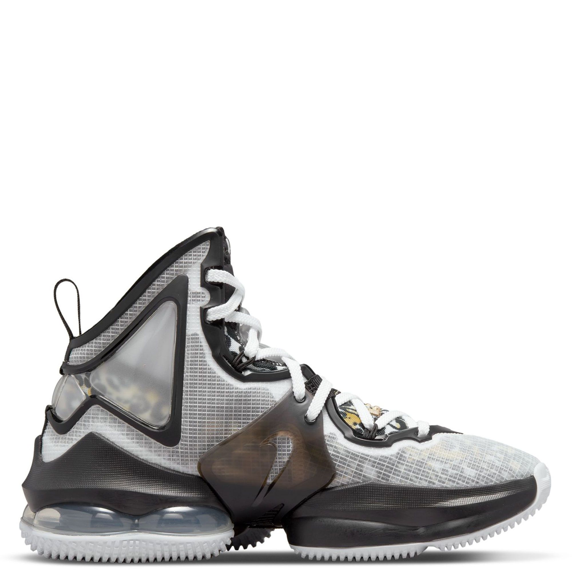 Nike LeBron James Basketball Shoes - Shiekh