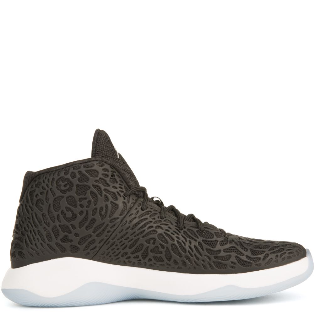 jordan ultra fly black and white