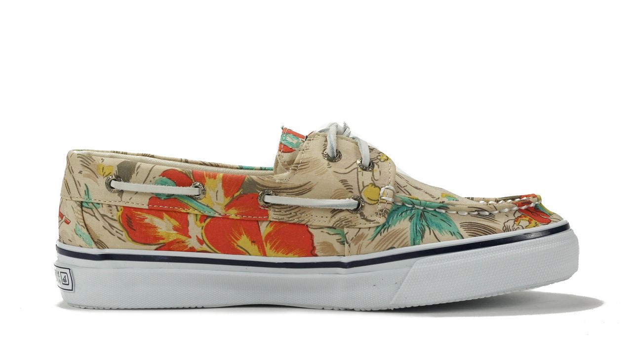 sperry bahama 2 eye white