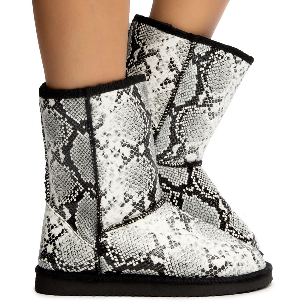lizzah bootie