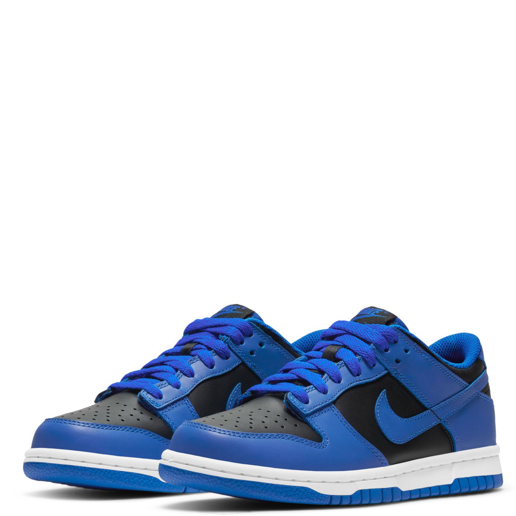 grade school nike dunk low