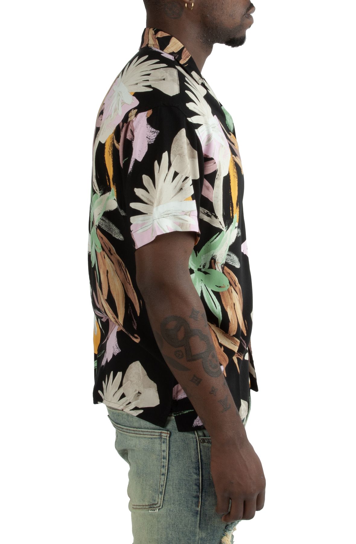 JACK&JONES Noah Exotic Resort Shirt 12227632-BLK - Shiekh
