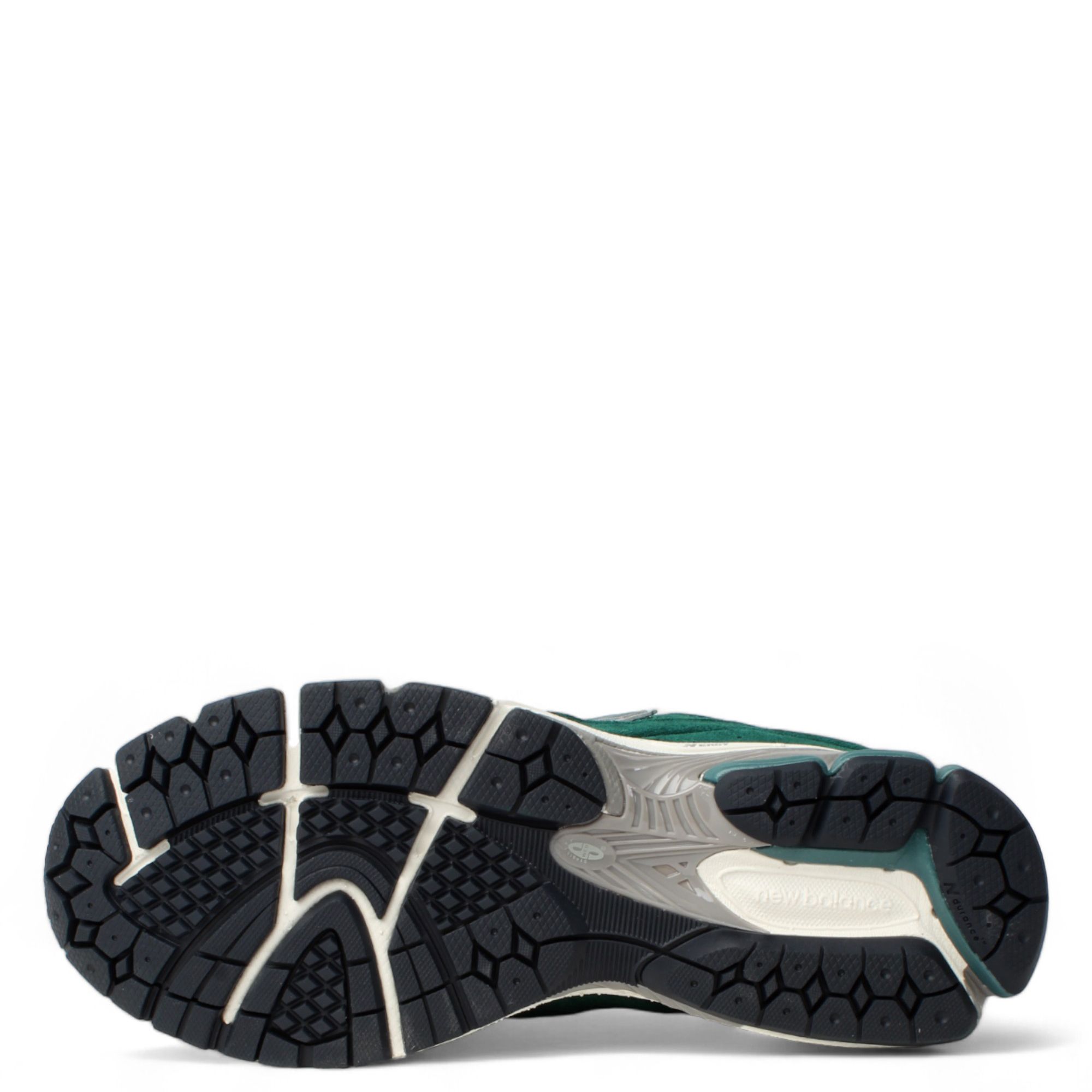 New balance ☆ M2002RFK ‘New Spruce’ Shop New Balance 2002R M2002RFK green | SNIPES USA