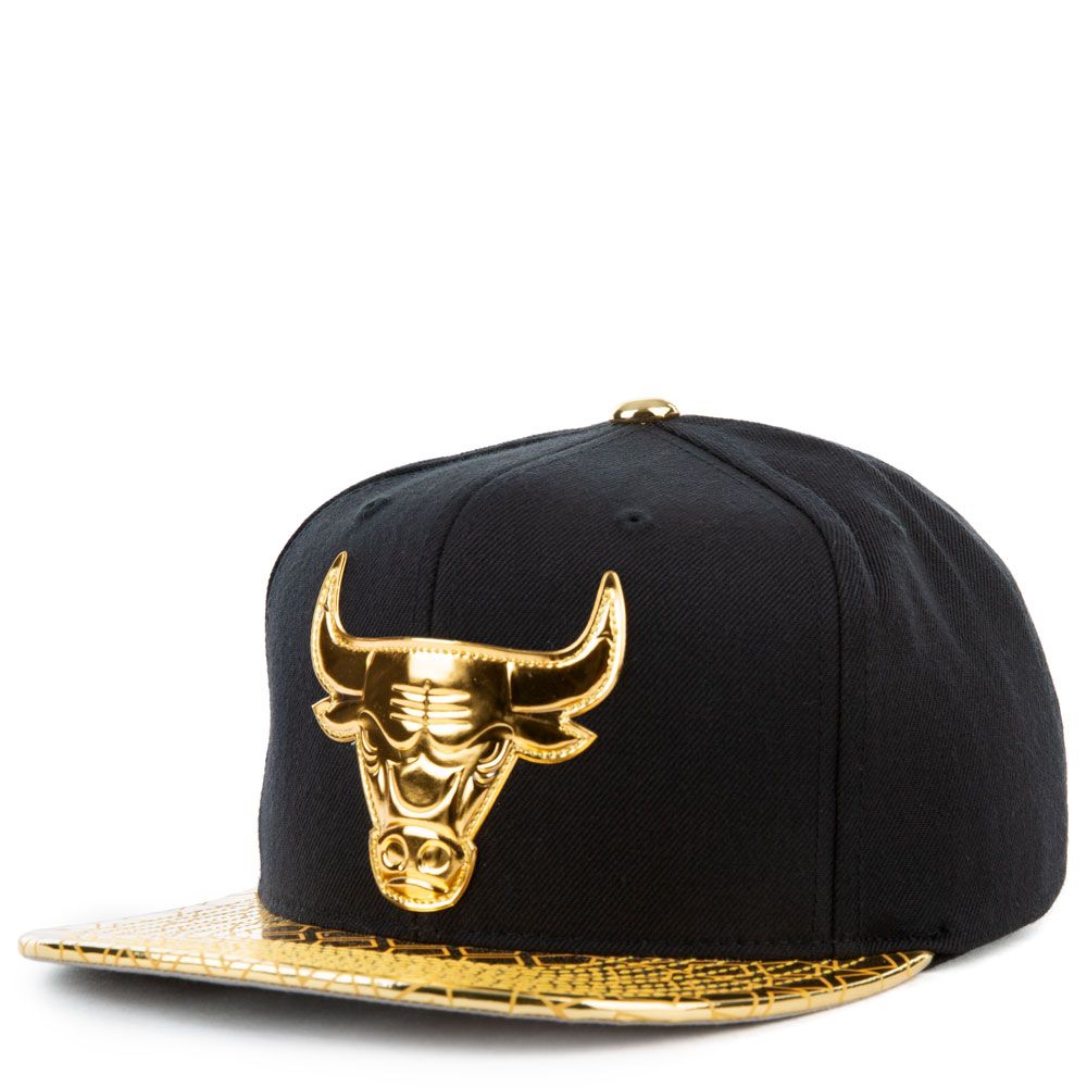 Mitchell & Ness Chicago Bulls Black & Gold Dna Snapback Cap for