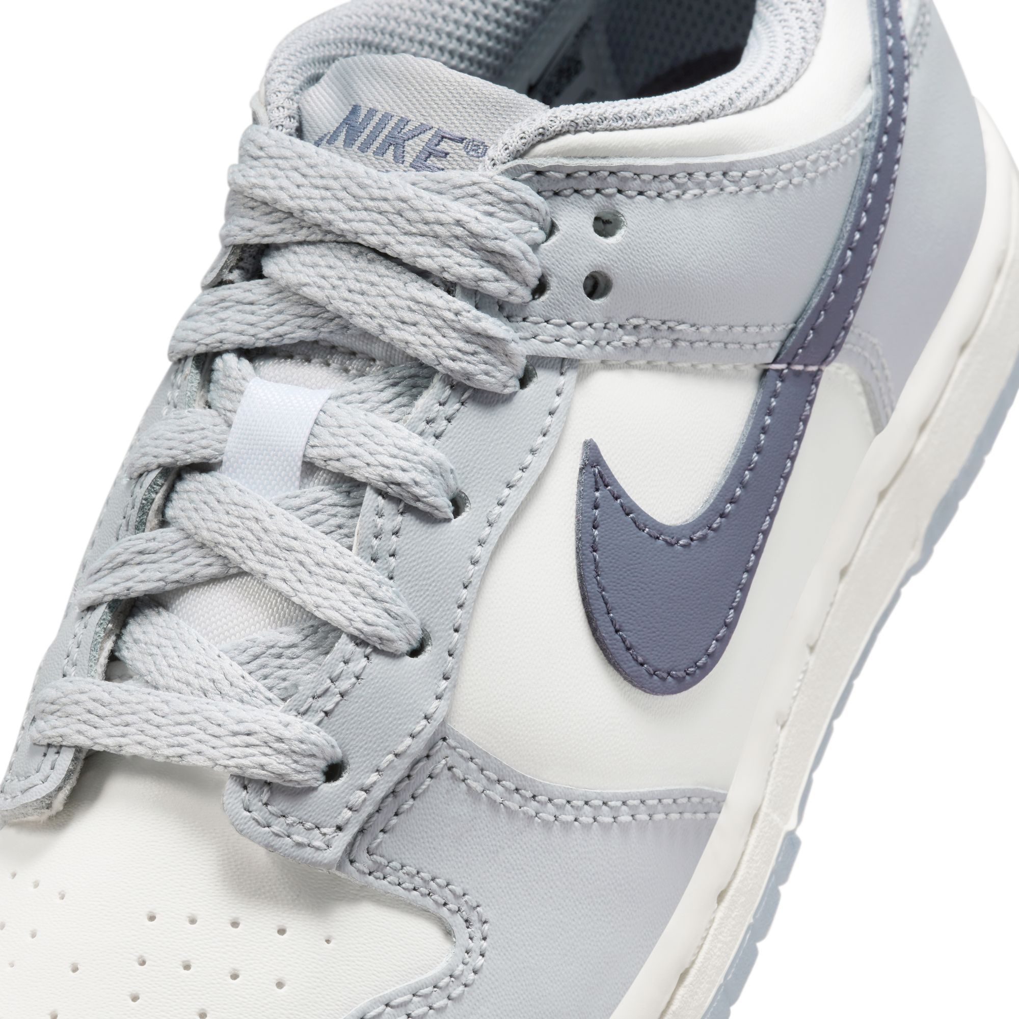 NIKE PreSchool Dunk Low FB9108 101 Shiekh