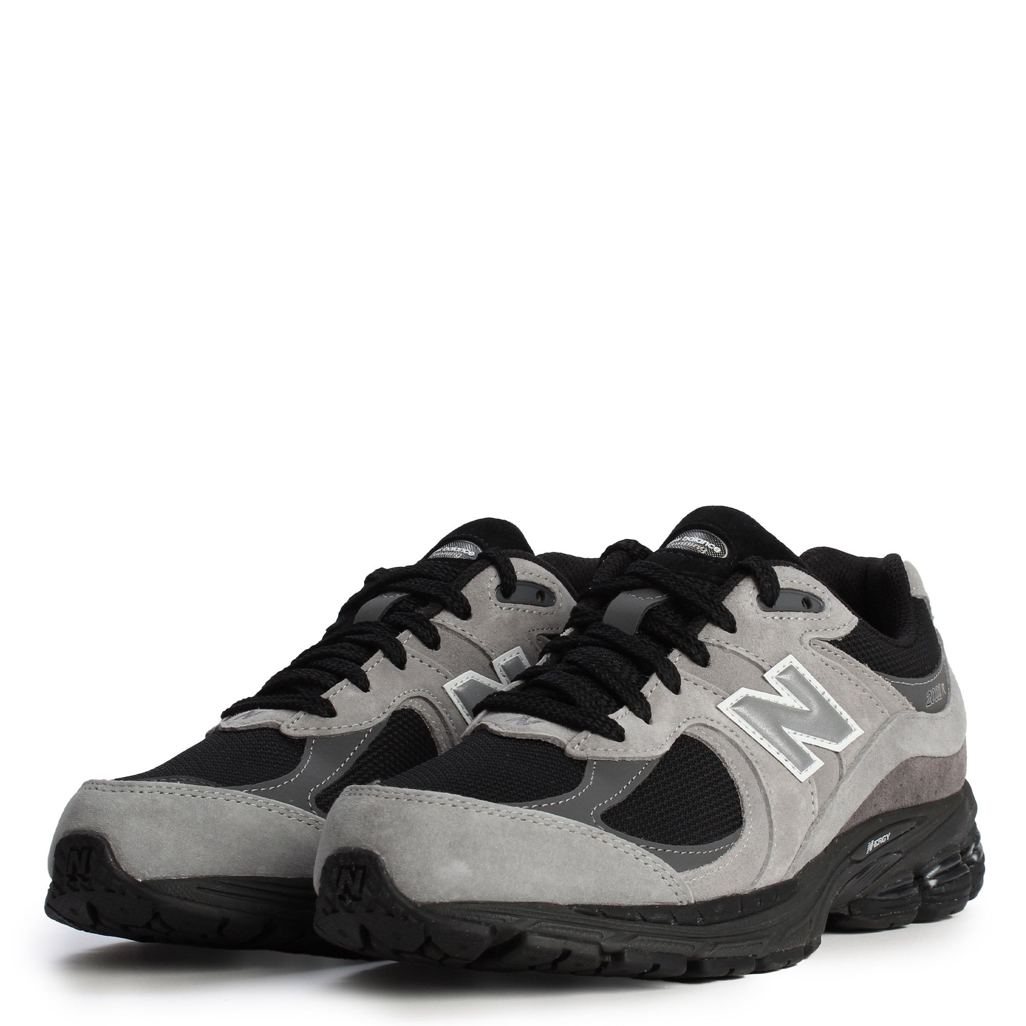 NEW BALANCE 2002R U2002RM - Shiekh