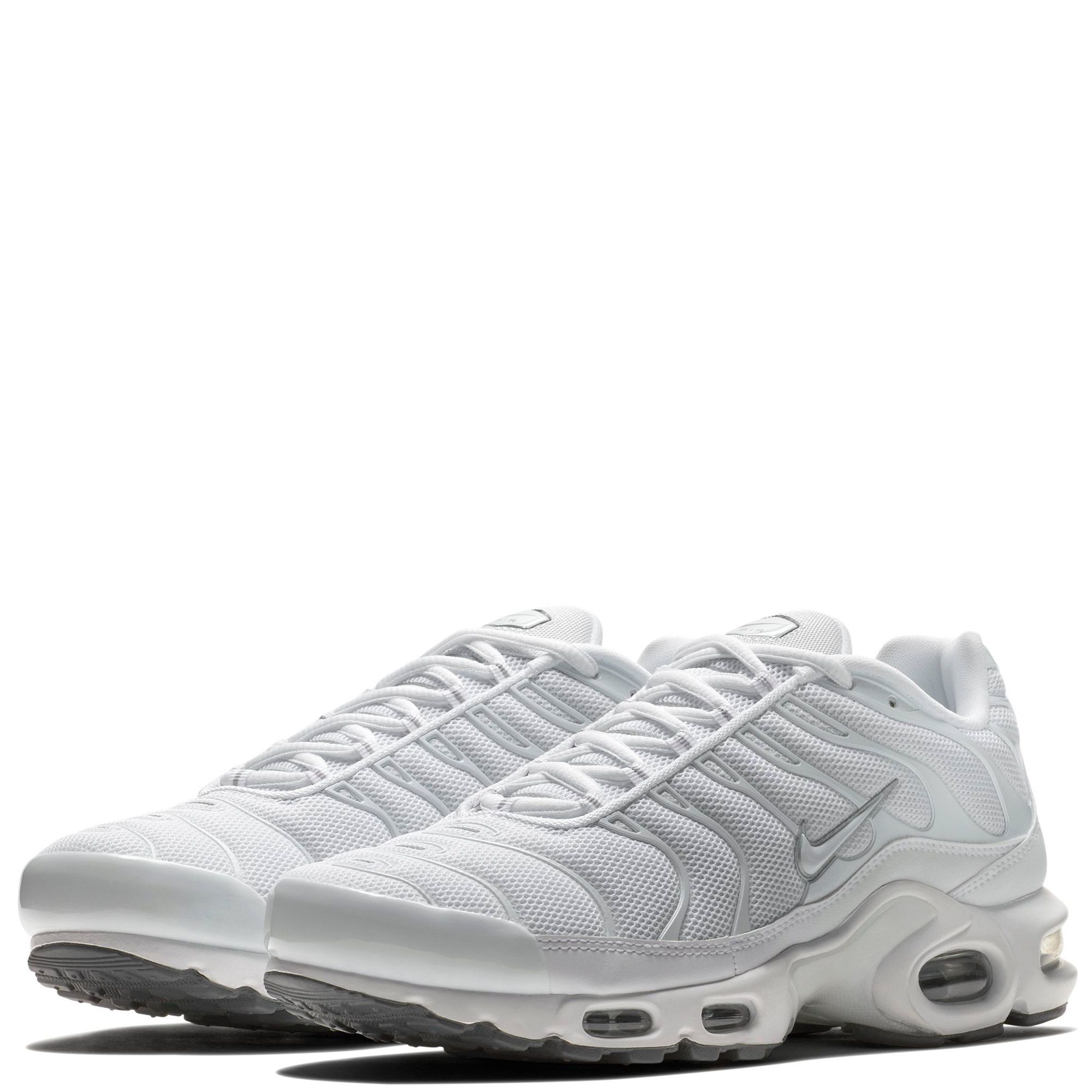 Air max plus 2025 white and grey