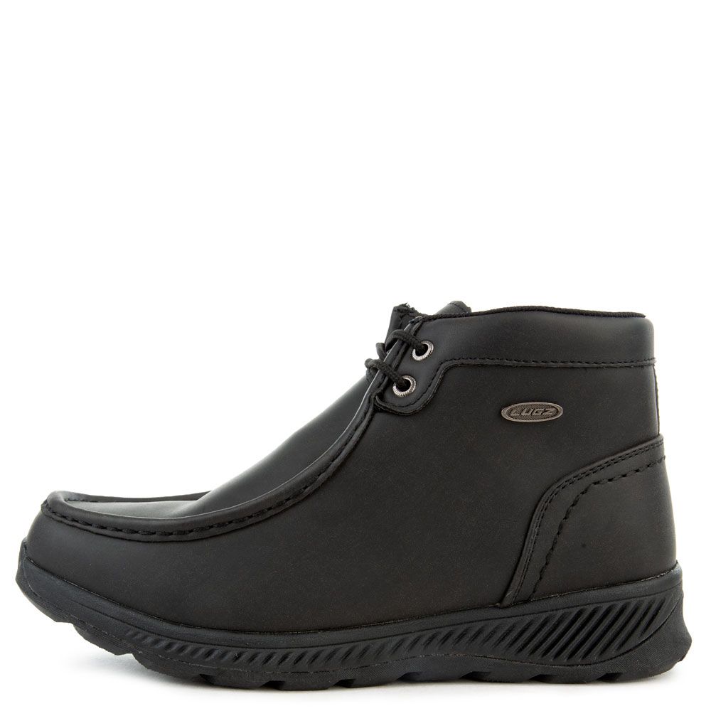 water resistant chukka boots