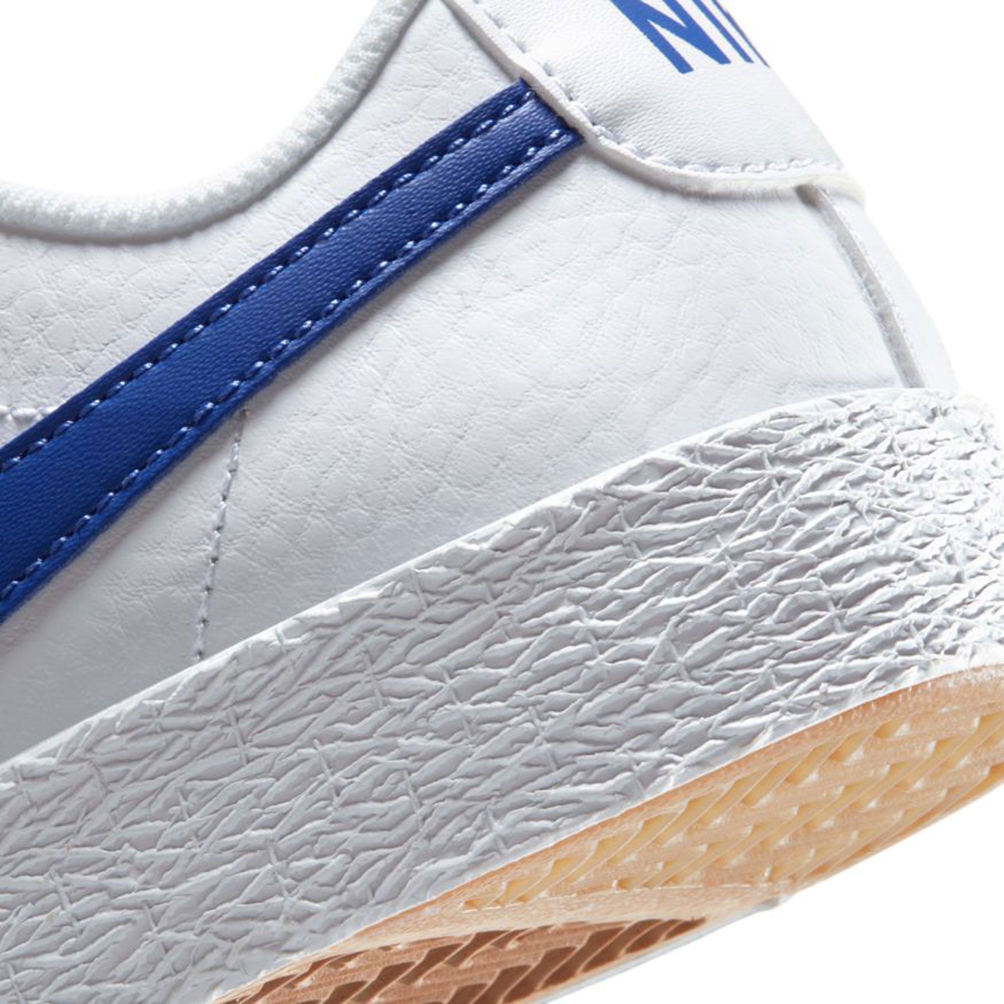 blazer low gs