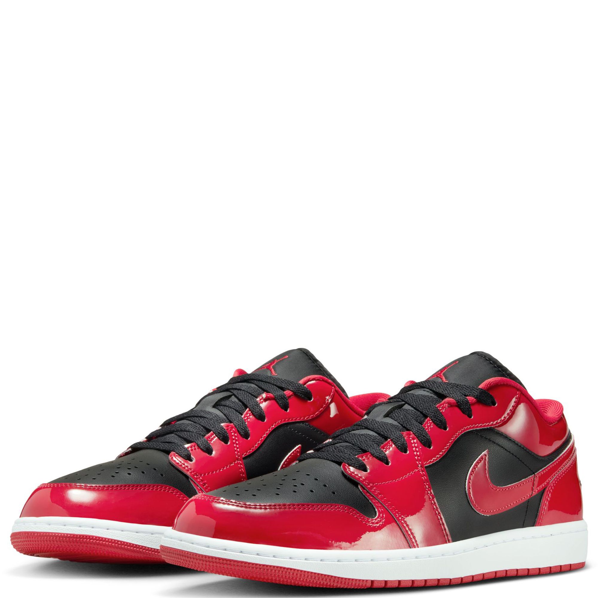 ぶ〜NIKE Air Jordan 1 Low Varsity Red The Air Jordan 1 Low Puts A Patent Leather Spin On 