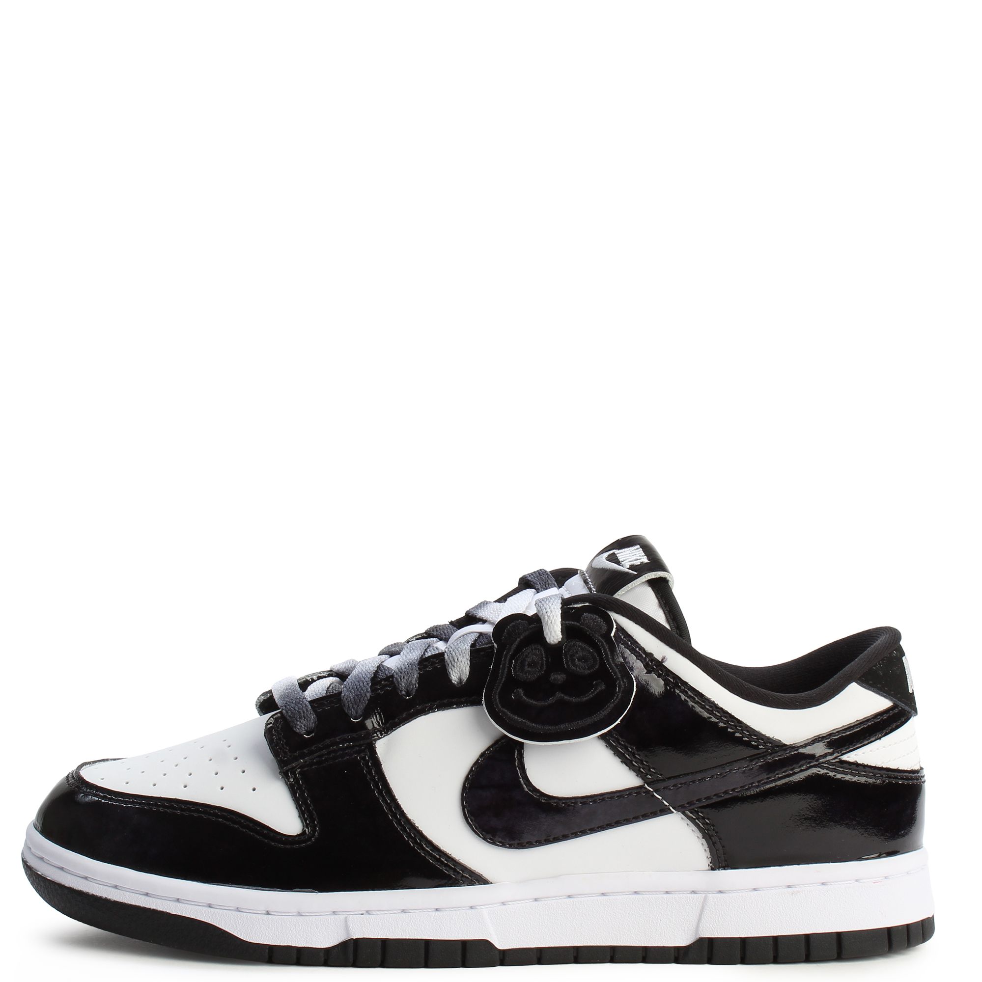 NIKE DUNK LOW RETRO SE ホワイト/ブラック 12 Amazon.com | Nike Dunk Low Retro Men's Shoes (FQ8249-100